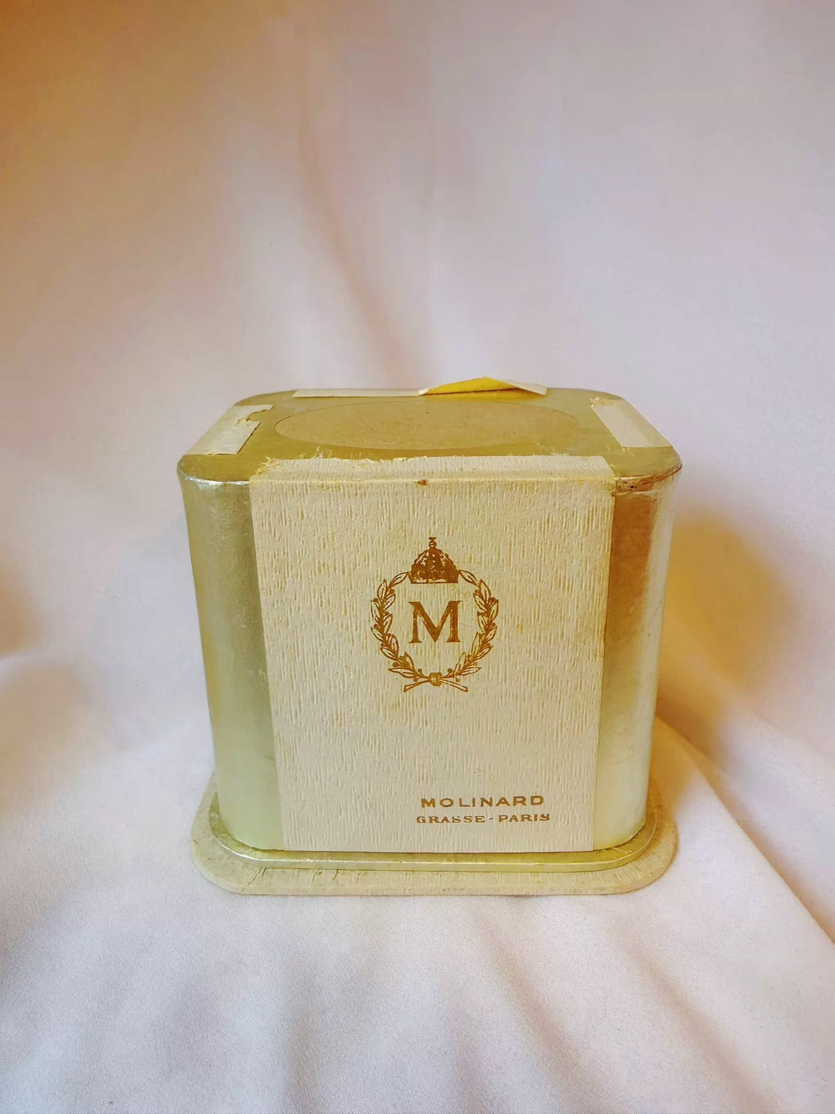 081026-68 Molinard Madrigal Pastoral Parfum