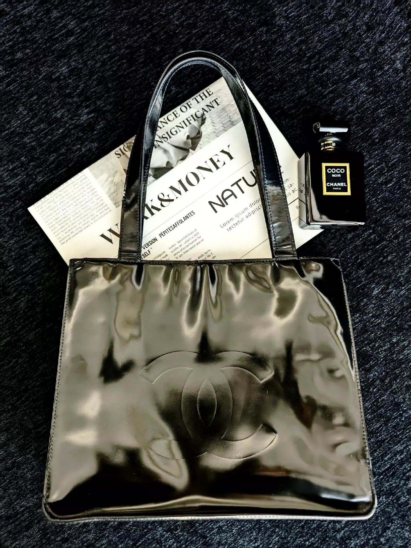 221124-63 CHANEL Middle Black Tot Bag Large Capacity
