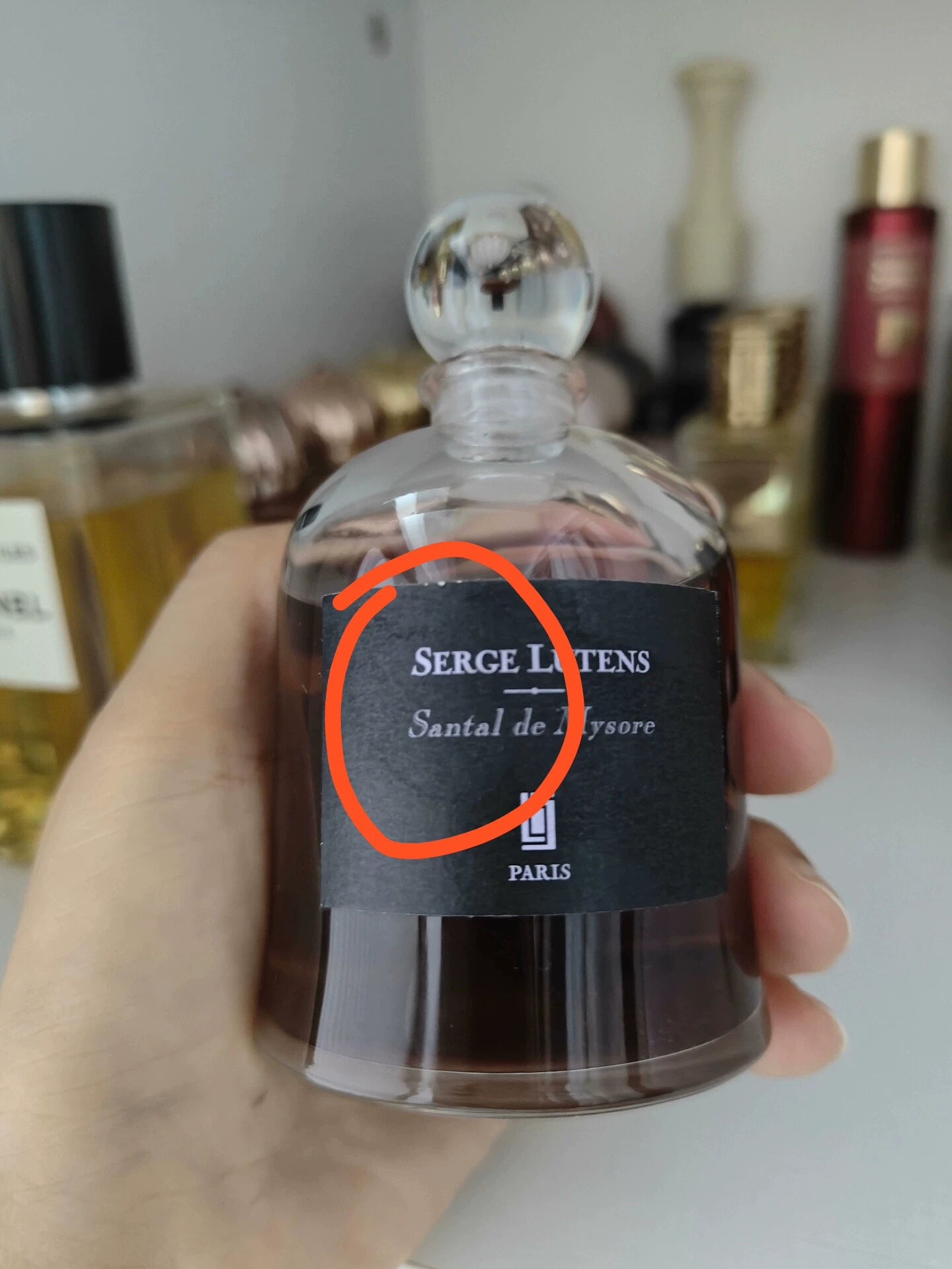 111125-12 Serge Lutens 74ml 2.5oz