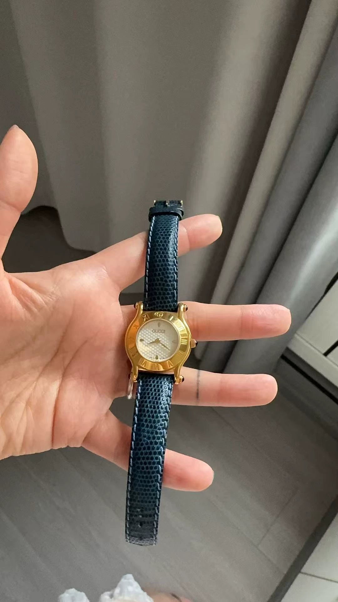020426-watch-74 Gucci Personally idle genuine