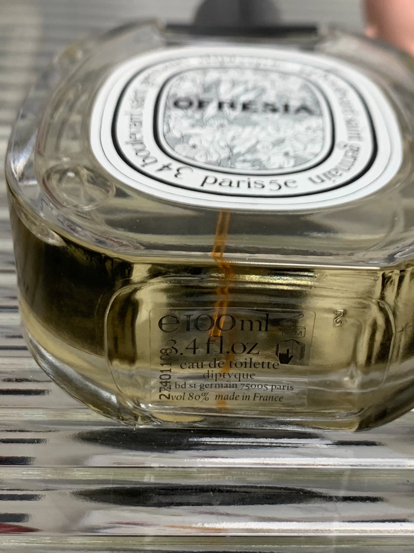 280726-70 There is box 100ml 3.4 oz
