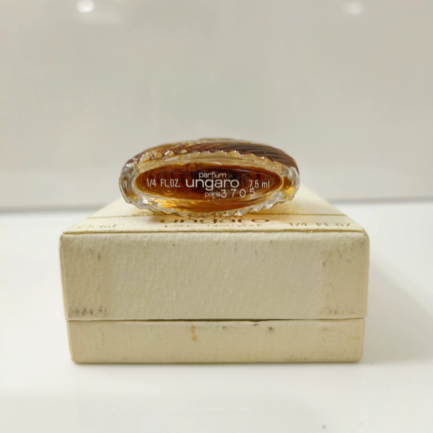 220226-96 Ungaro Diva 7. 5ml 1/4 oz Parfum Perfume