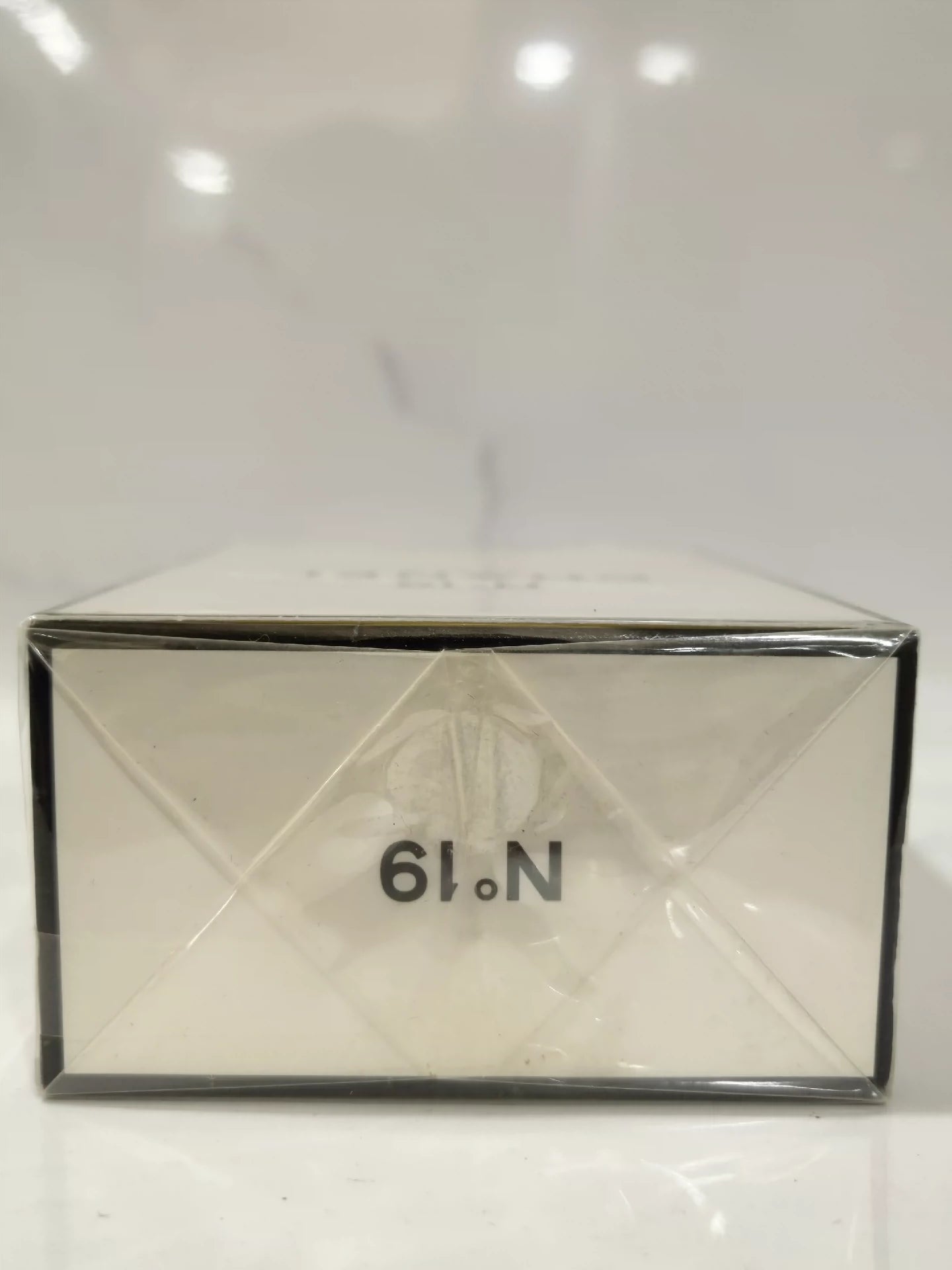 150225-14 Chanel No. 19 28ml 1 oz Parfum Perfume