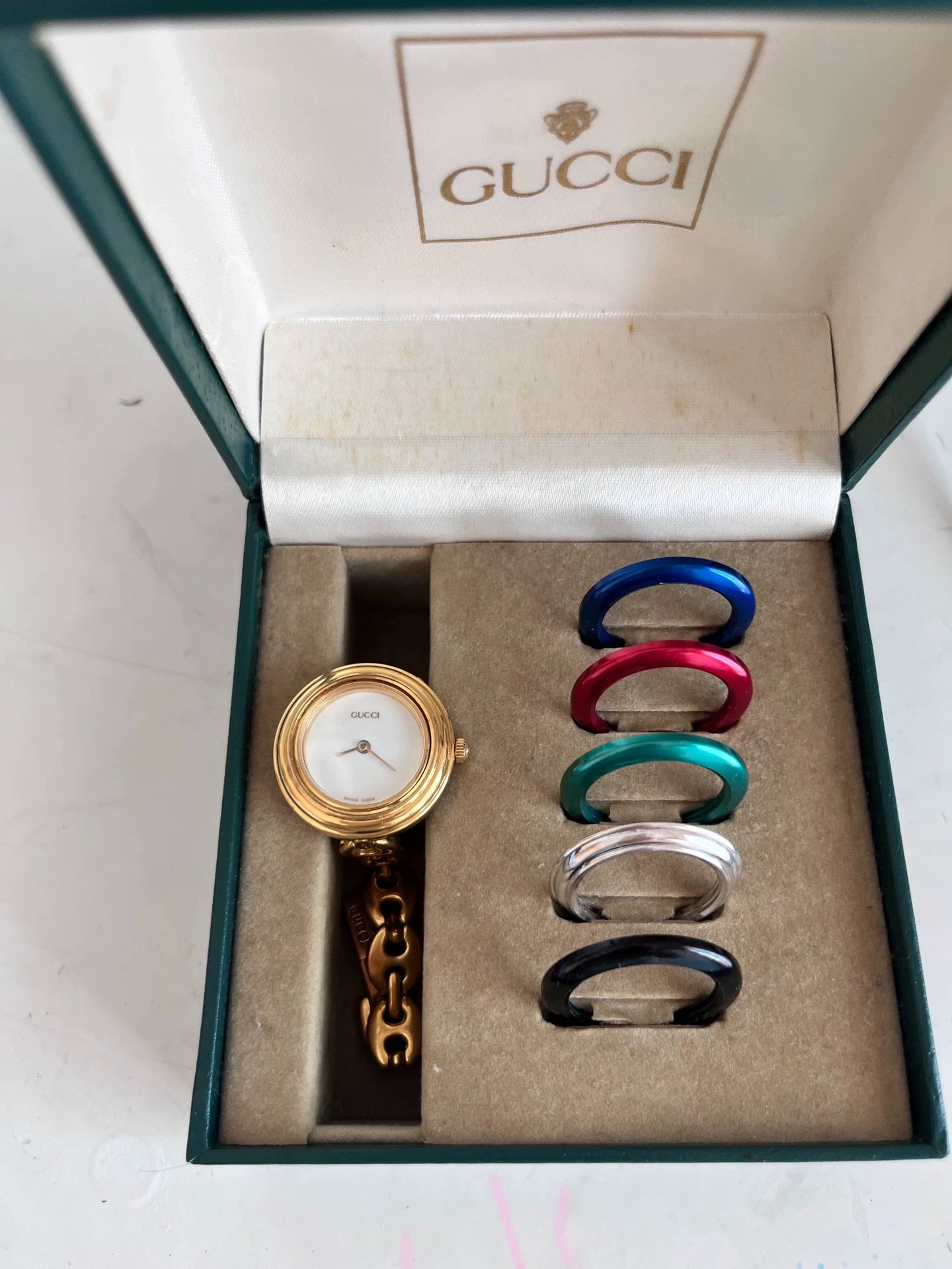 140525-30 Auth Gucci Change Bezel Colors Gold Dial Watch