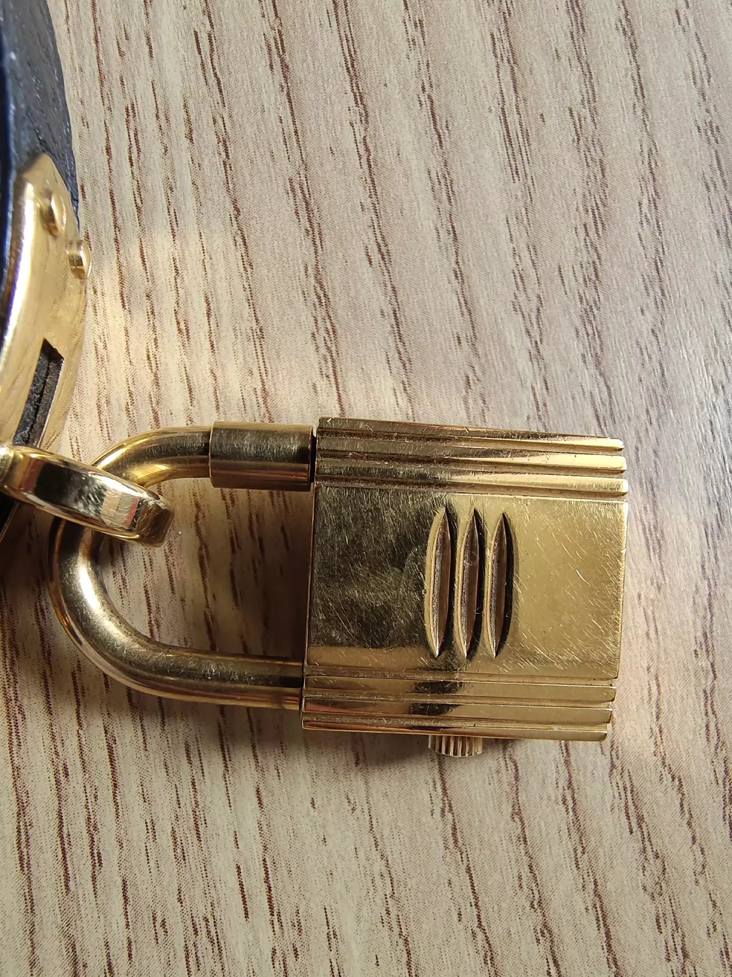 291024-31 Auth HERMES Kelly watch Plated Quartz Ladies watches