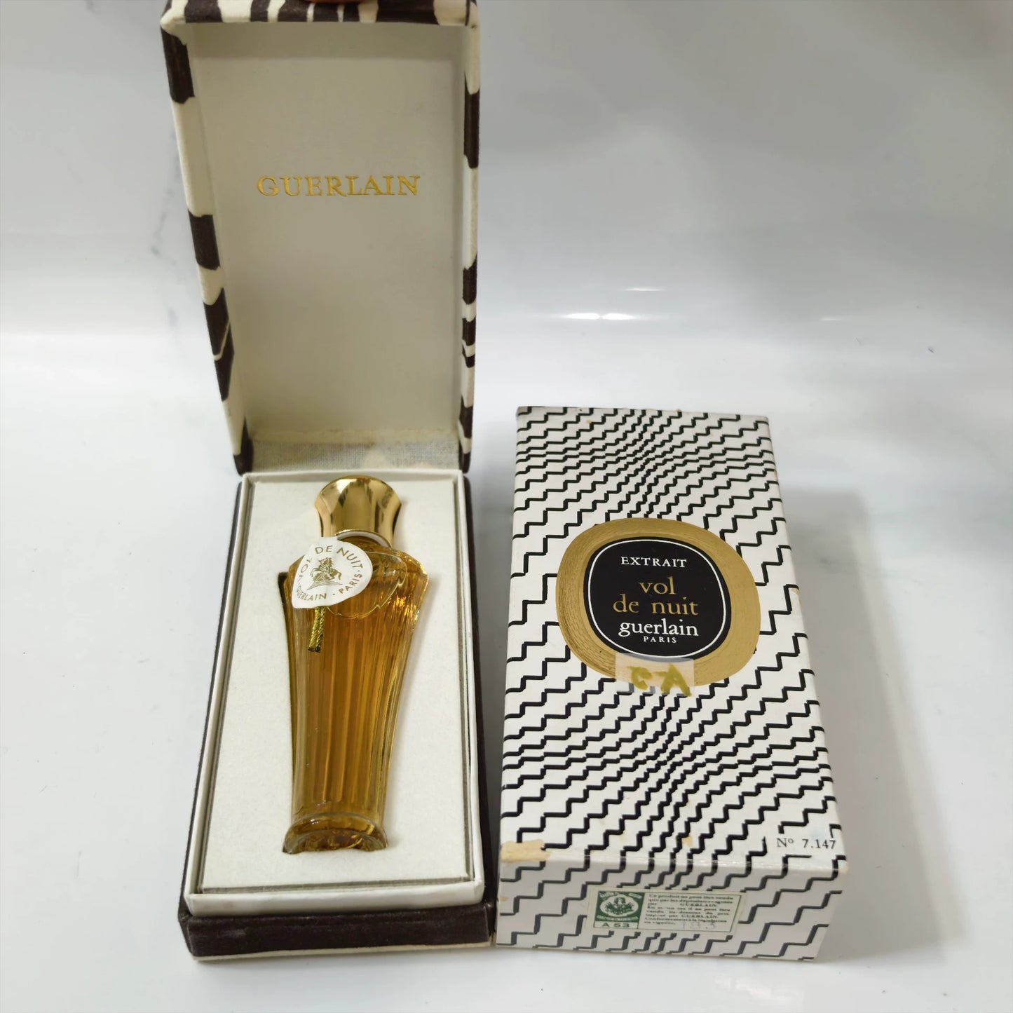 070525-41 Guerlain vol de nuit EXTRAIT Parfum 7.5ml 1/4 oz