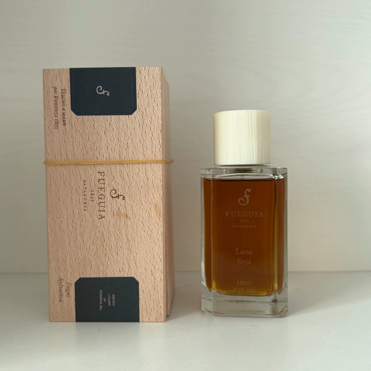 091026-41 Roja Parfums Fueguia1833 Luna Roja