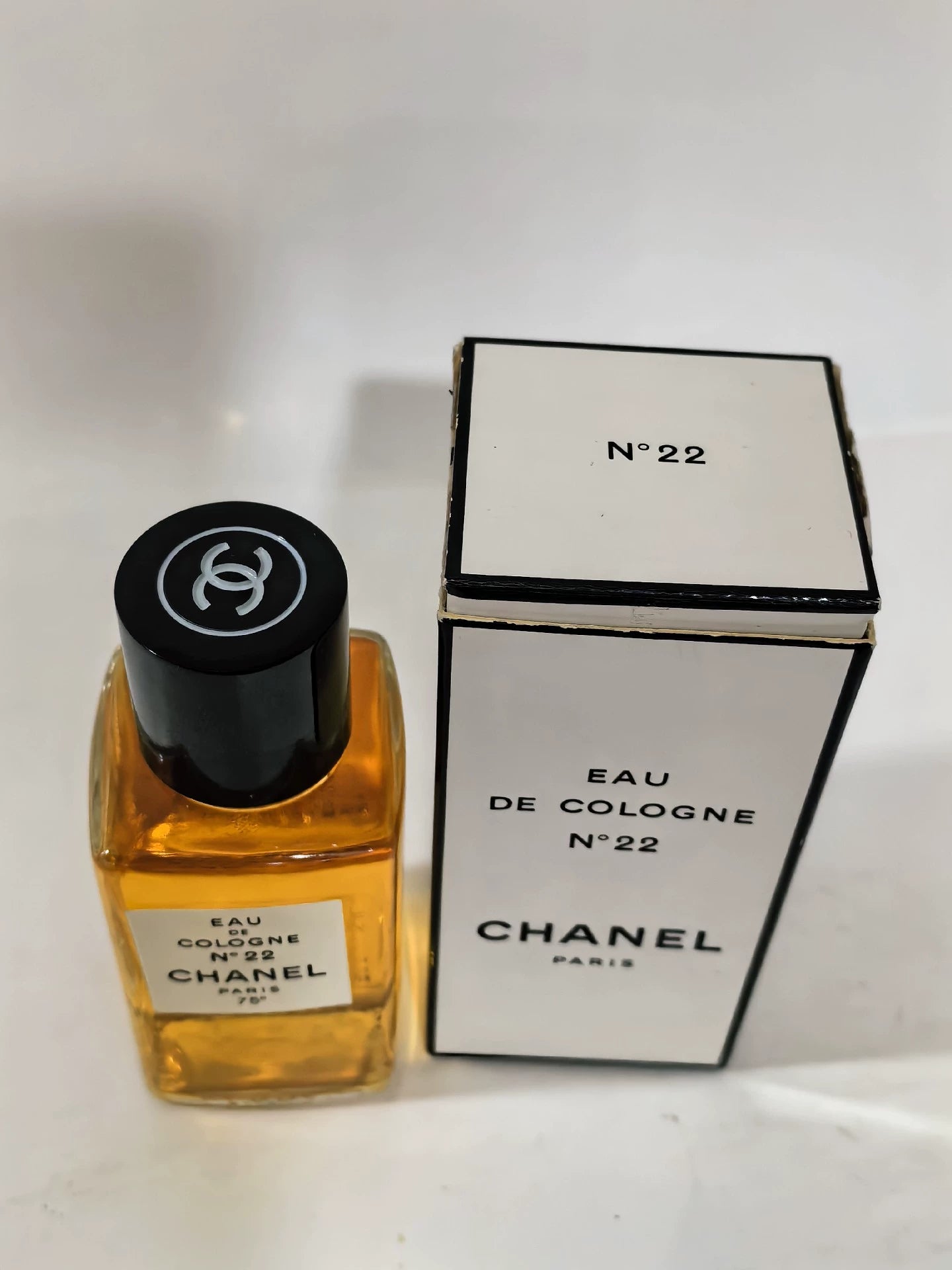 010625-81 Chanel No 22 Eau de Cologne EDC 65ml 2.2oz