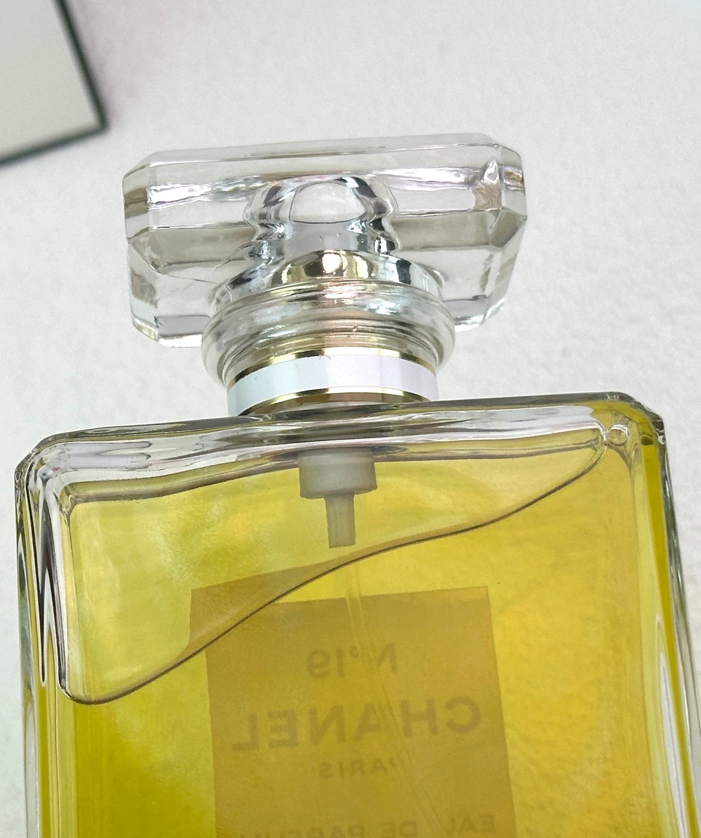 140525-81 Chanel No 19 EDP eau de parfum 100ml 3.4oz