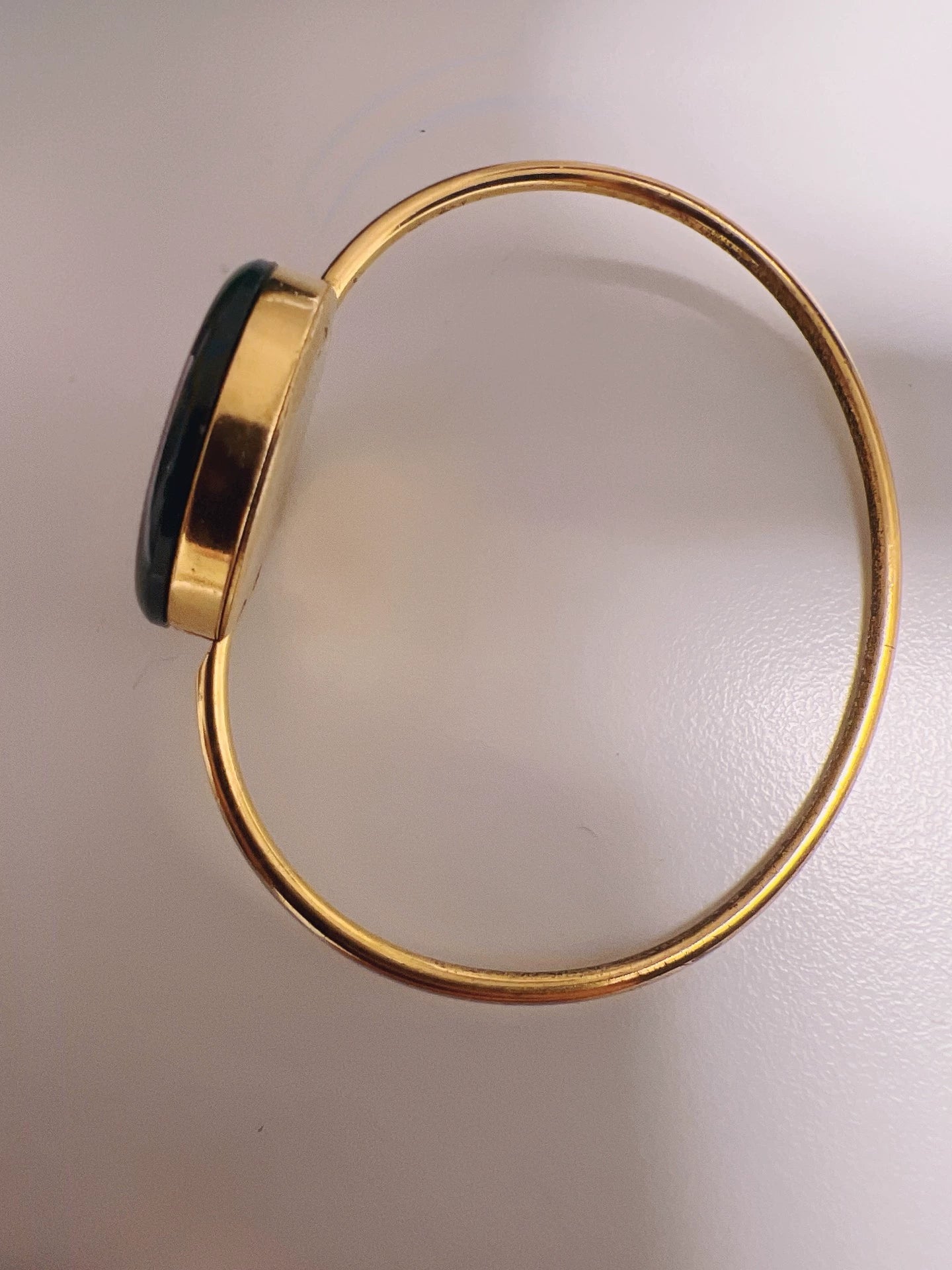 140825-22 Auth Gucci Change Bezel Colors Gold Dial Watch