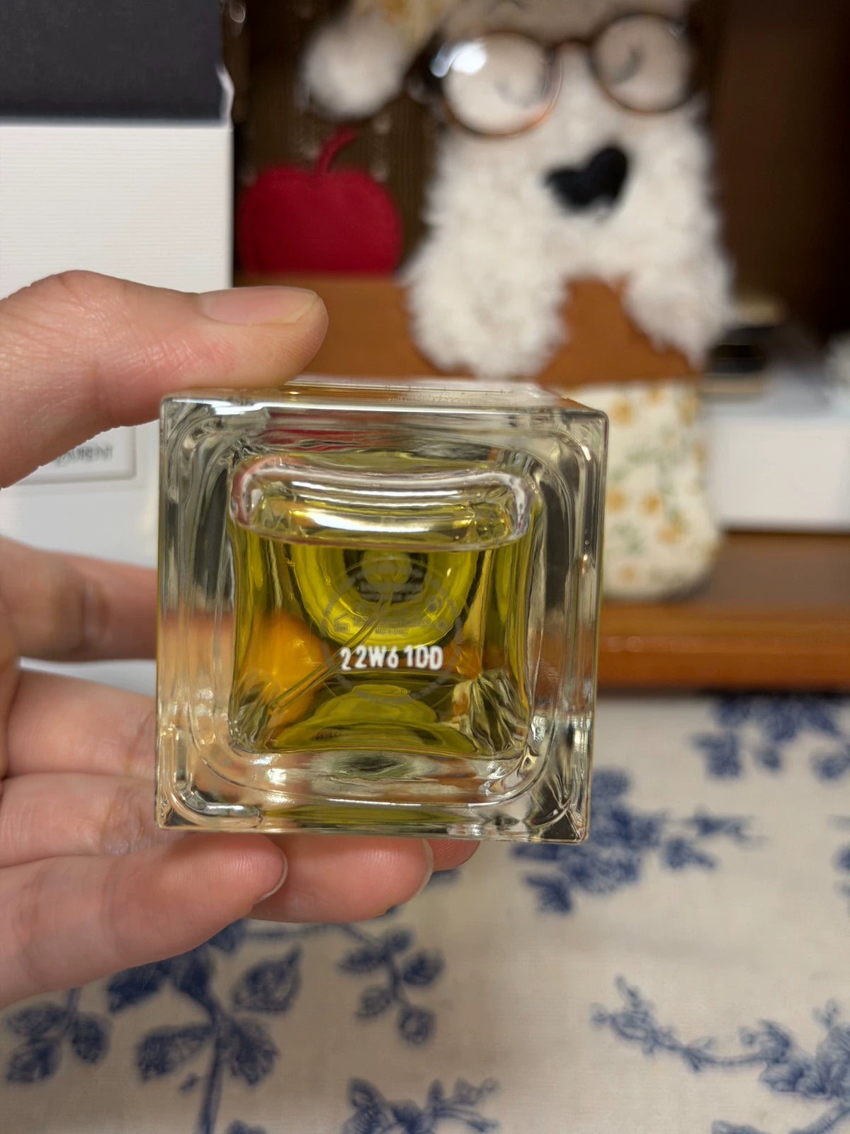 141026-25 Yves Saint Laurent YSL TRENCH with 75ml 2.5 oz