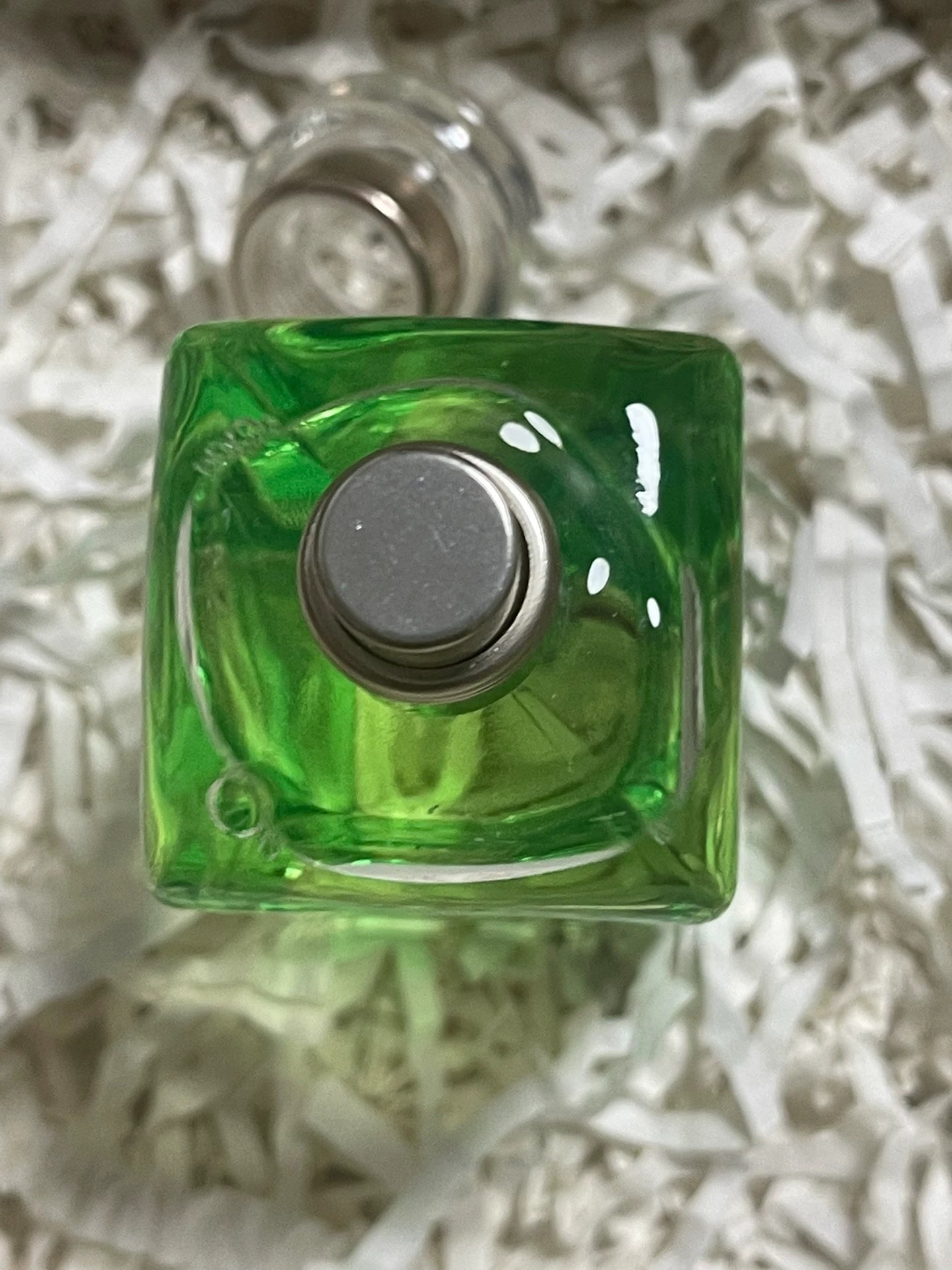 250526-1 Hermes Un jardin Sur le toit EDT 100ml 3.4 oz