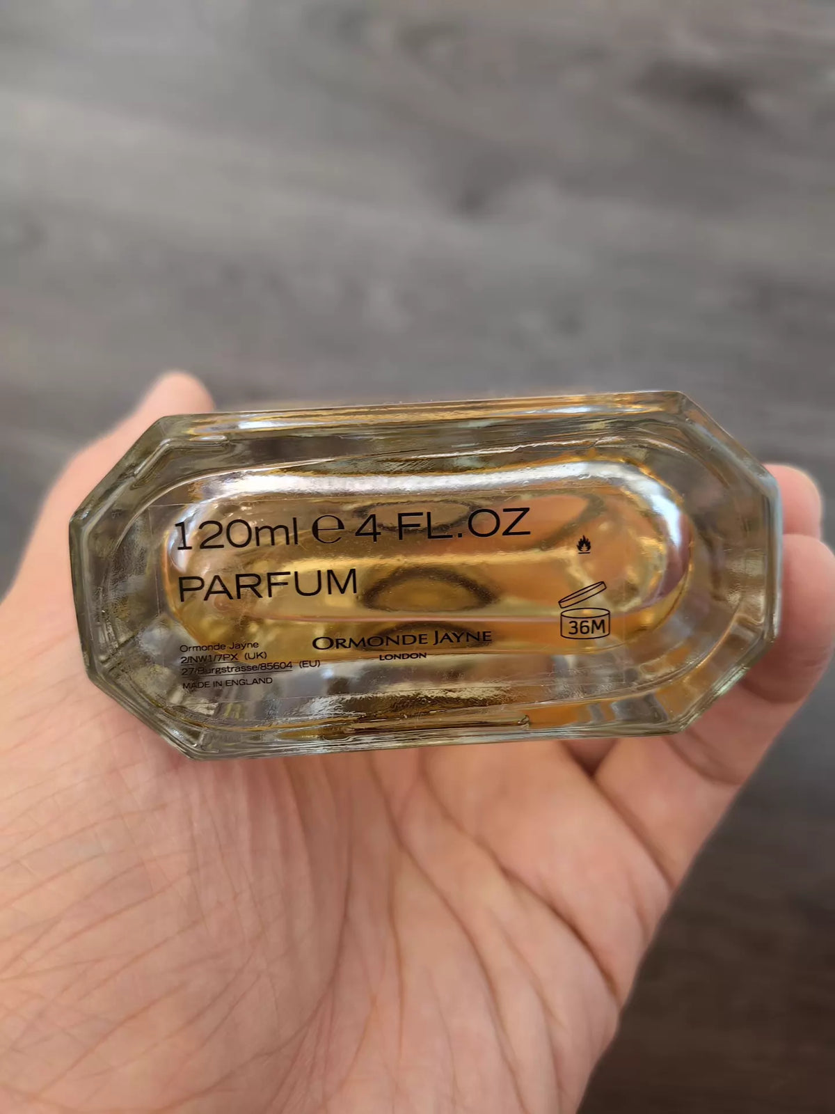 260926-74 Monde Jenny Black Gold Flavor 120ml 4.1 oz