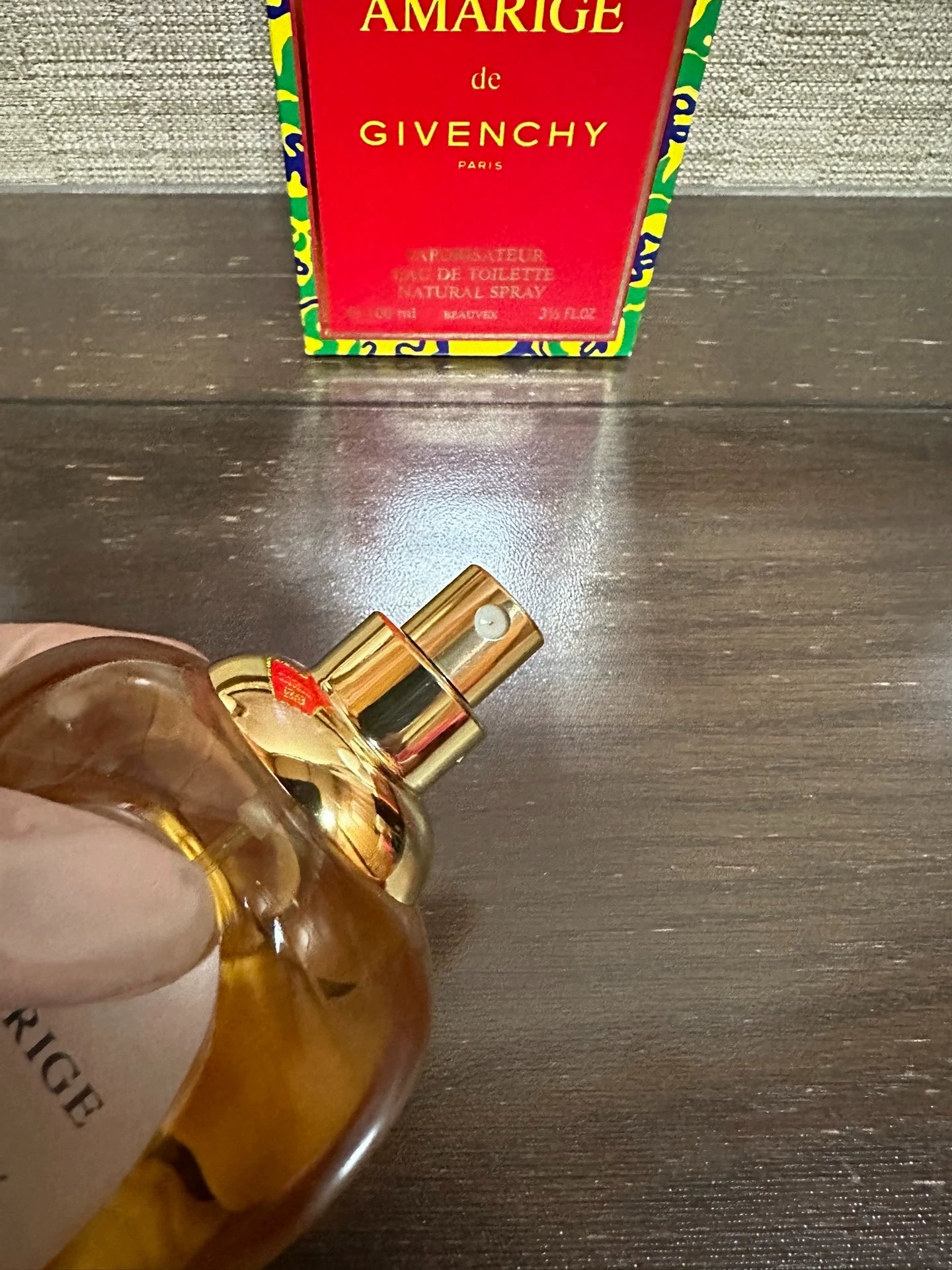 181025-47 Givenchy Eau de Toilette EDT 100ml 3.4oz