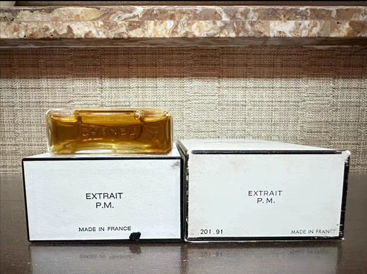 151025-62 Chanel No 19 EXTRAIT Parfum 28 ml 1 oz