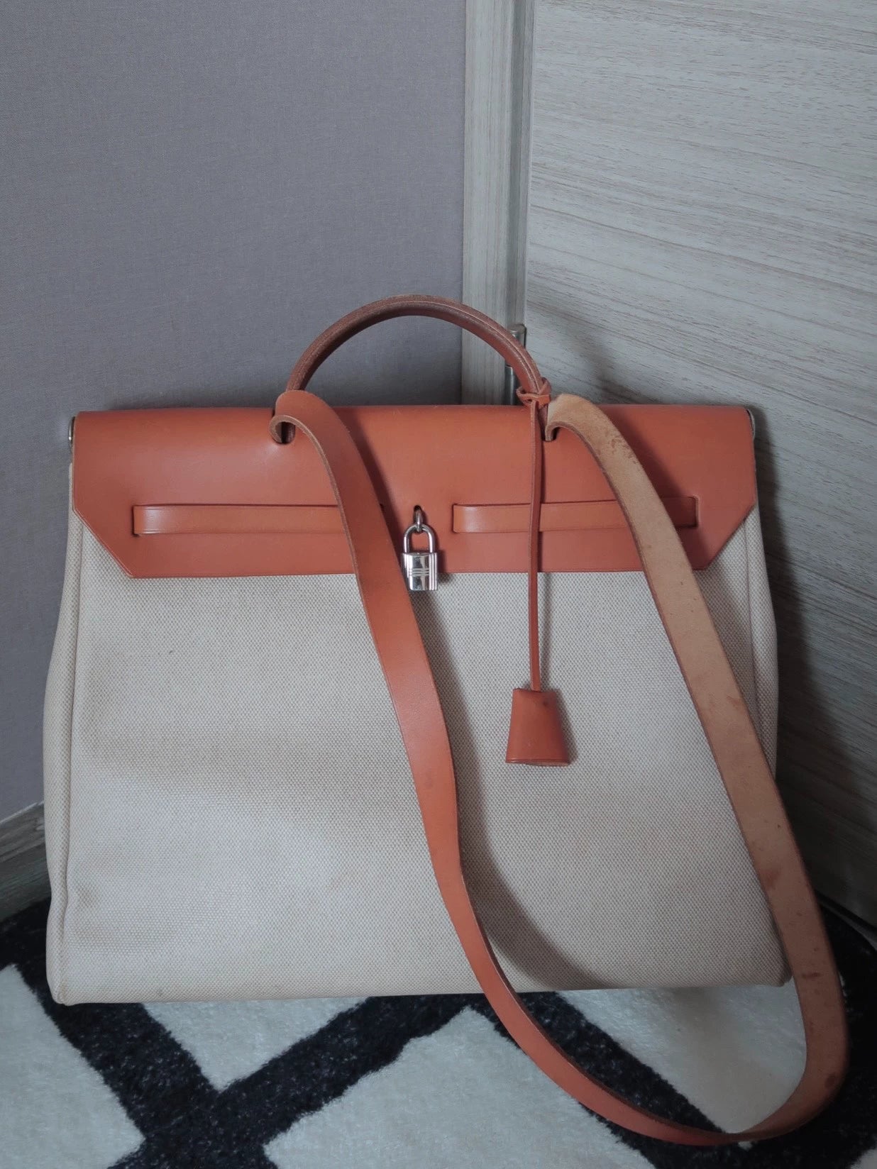 Jun25-bag-49 Auth Hermes Herbag 39 MM canvas Tote handbag shoulder bag