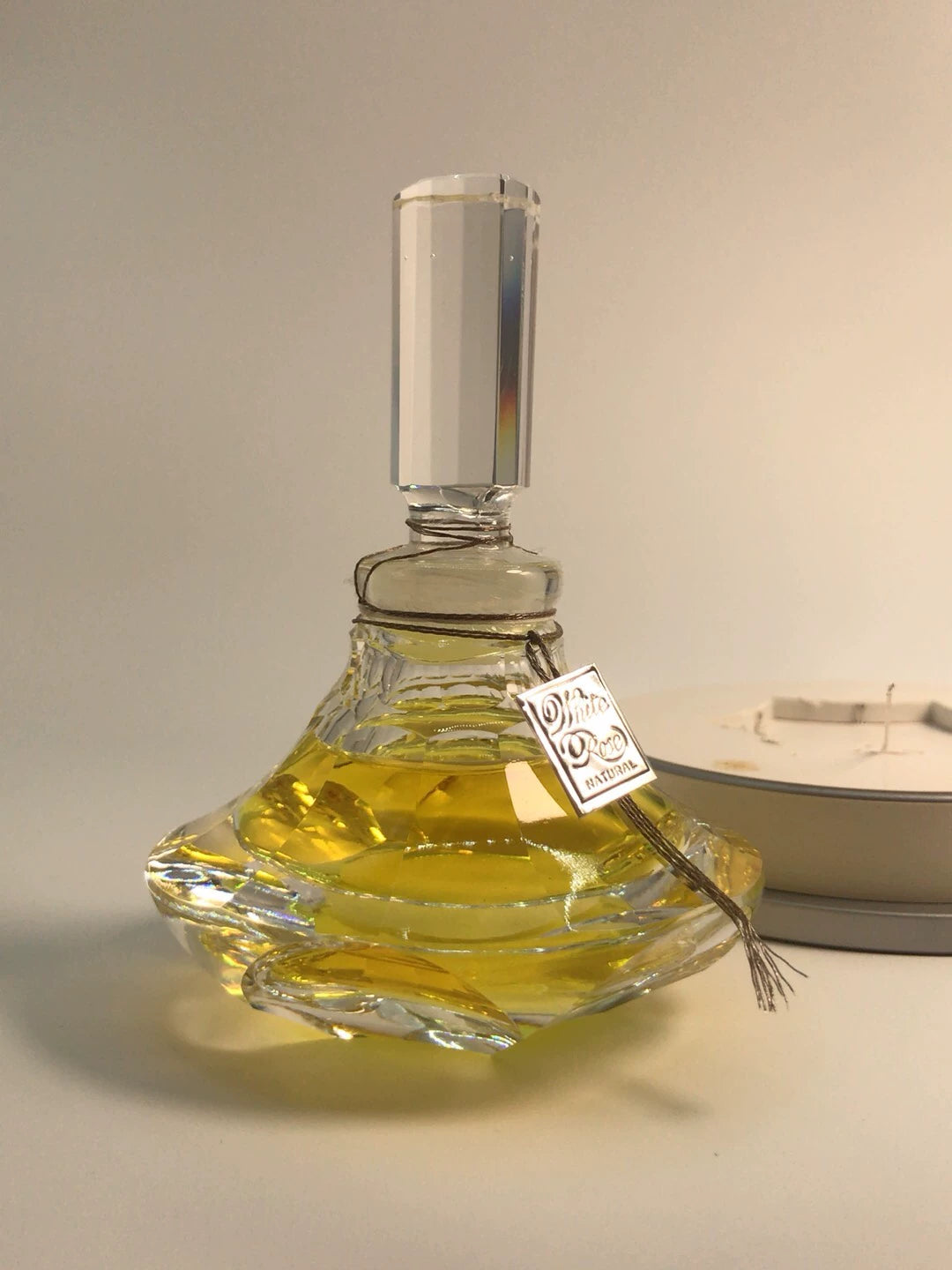 130125-18 DISCONTINUED Shiseido natural white rose 32ml Parfum