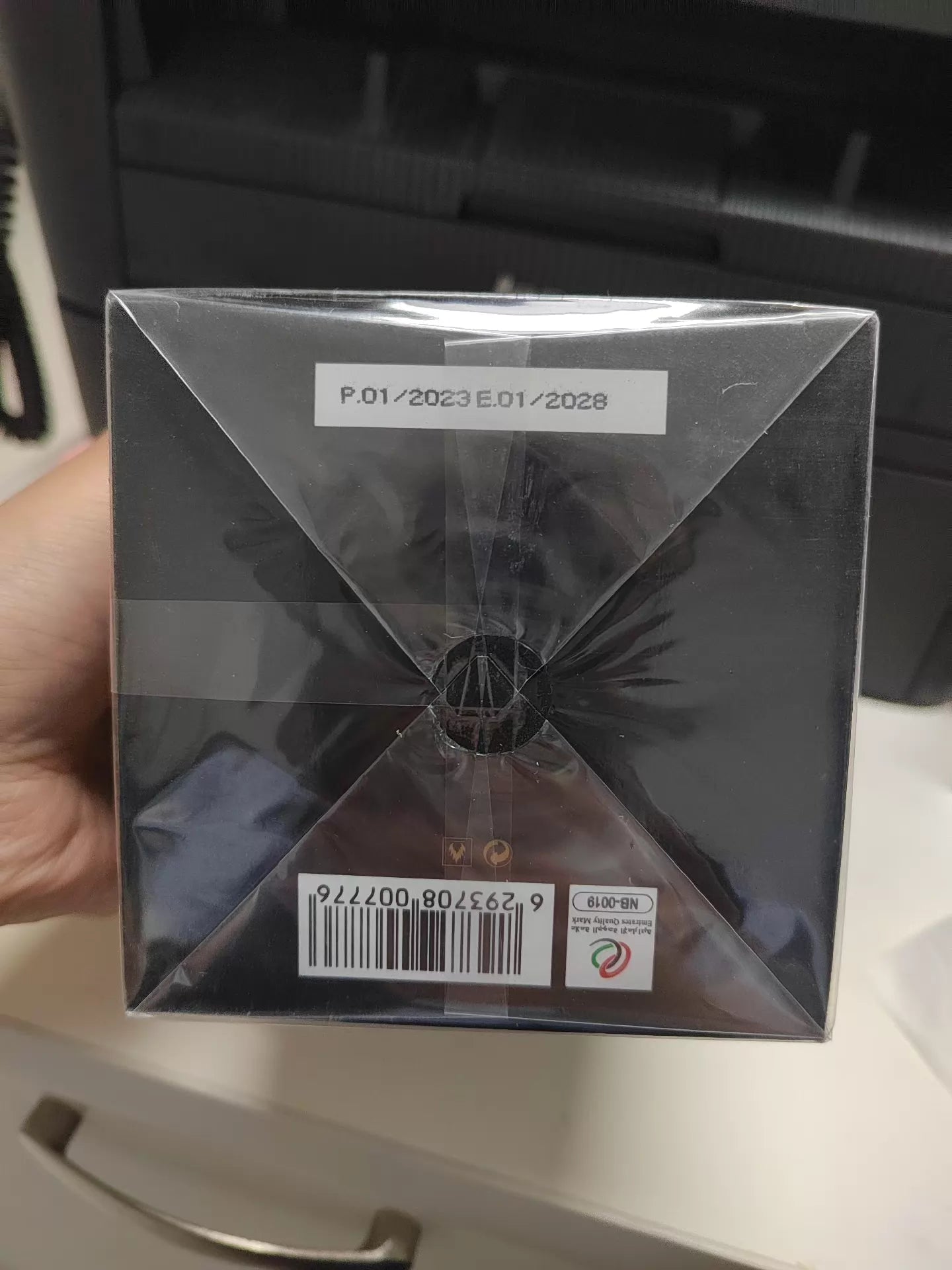 010926-189 Ajmal rose ebony EDP 100ml 3.4 oz