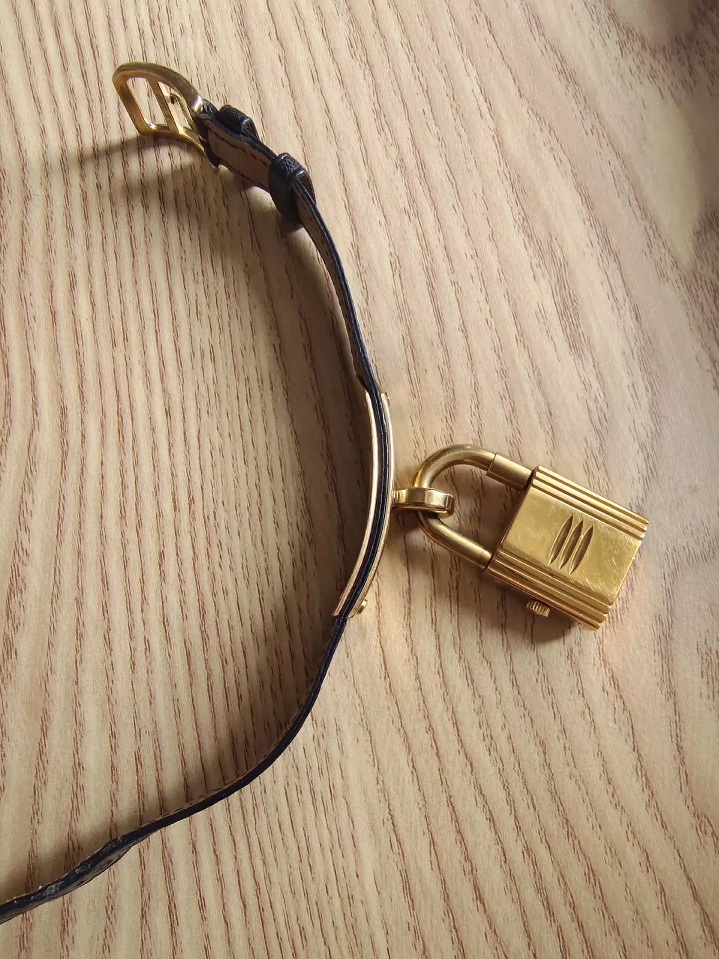 291024-31 Auth HERMES Kelly watch Plated Quartz Ladies watches
