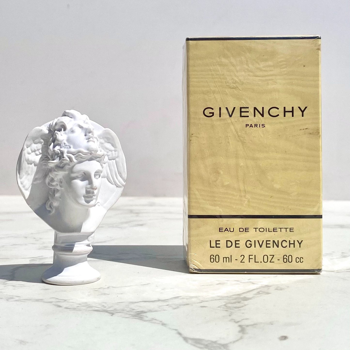 181025-44 Givenchy Eau de Toilette EDT 60ml 2.0oz