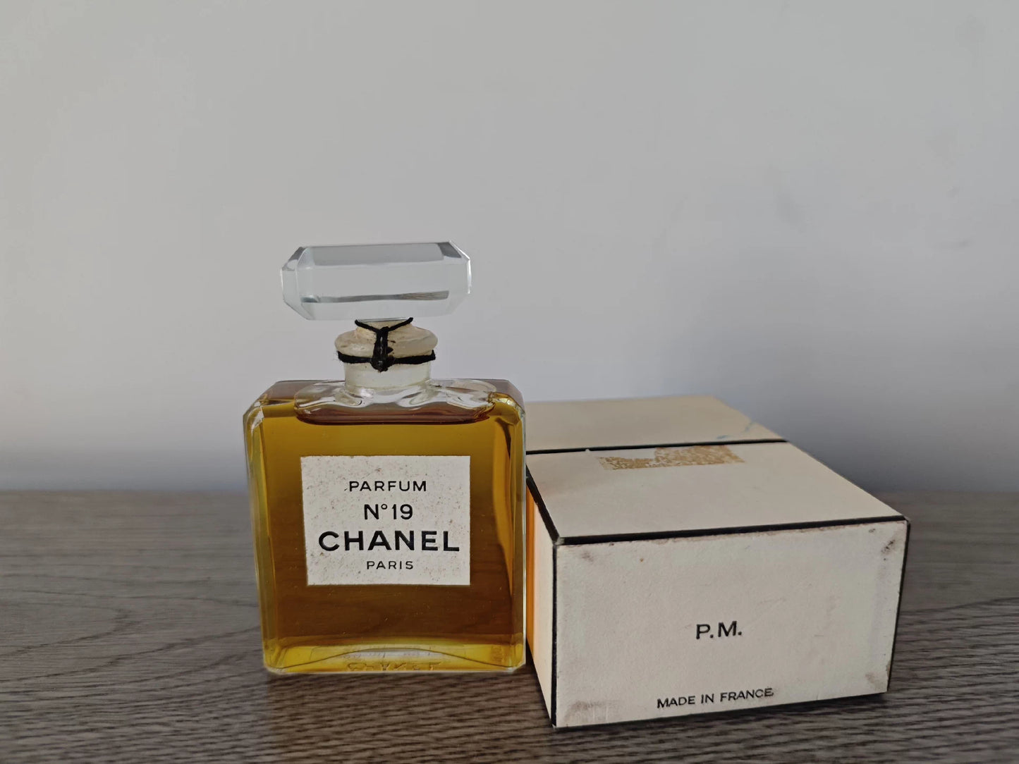 151025-56 Chanel No 19 Parfum Perfume 28ml 1 oz