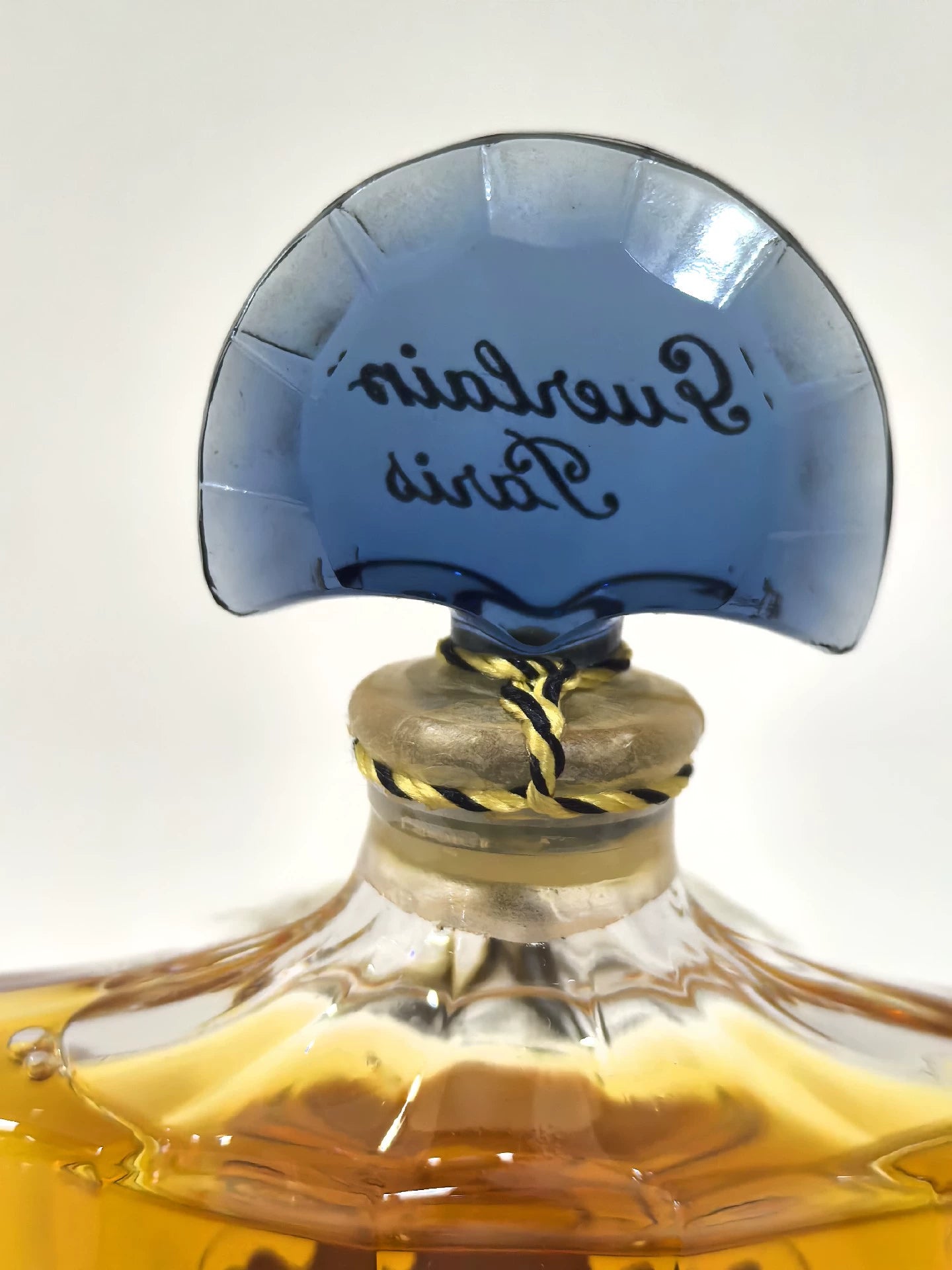 050325-89 Rare Guerlain Shalimar 30ml 1 oz Parfum