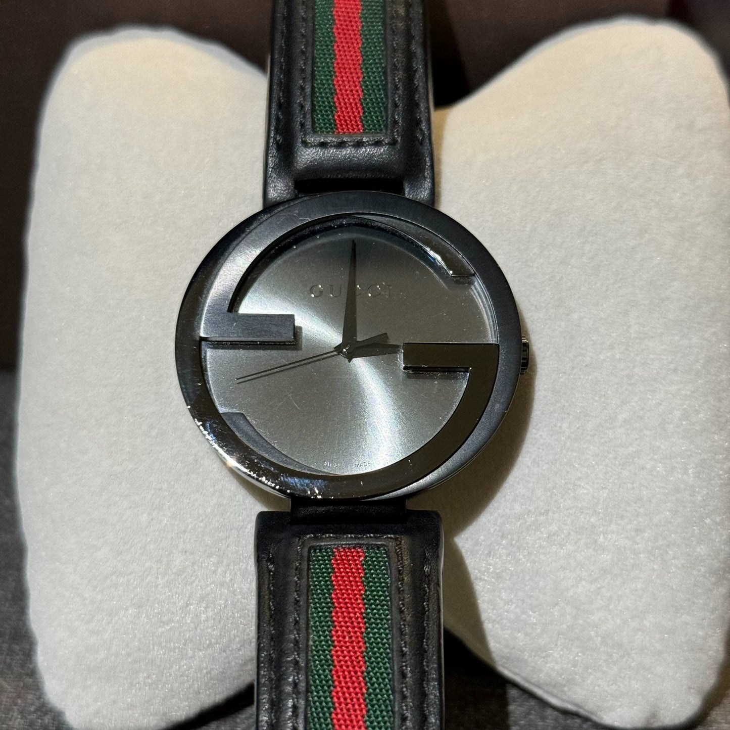 291024-94 Auth GUCCI watch card boxes Black