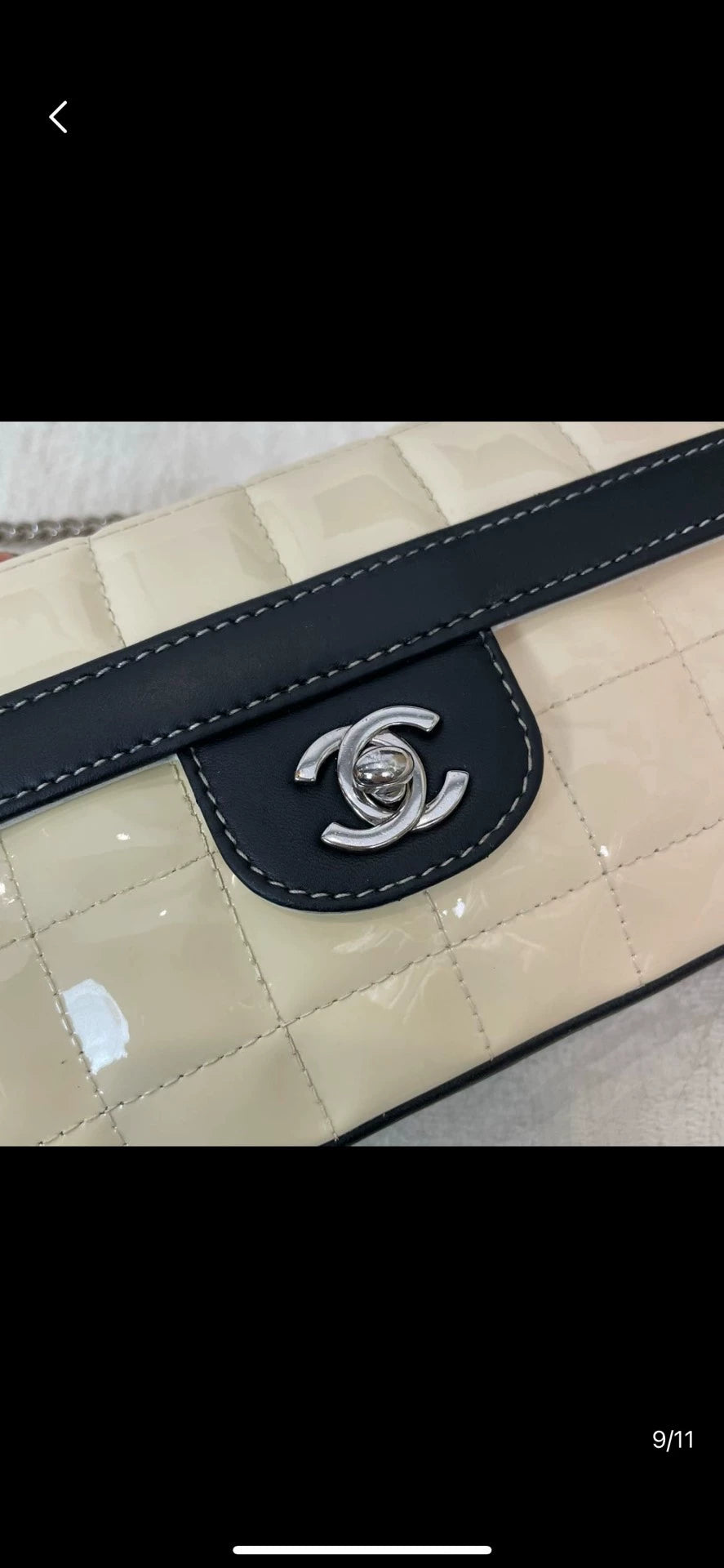 221124-25 Auth CHANEL Middle Bag lamskin handbag