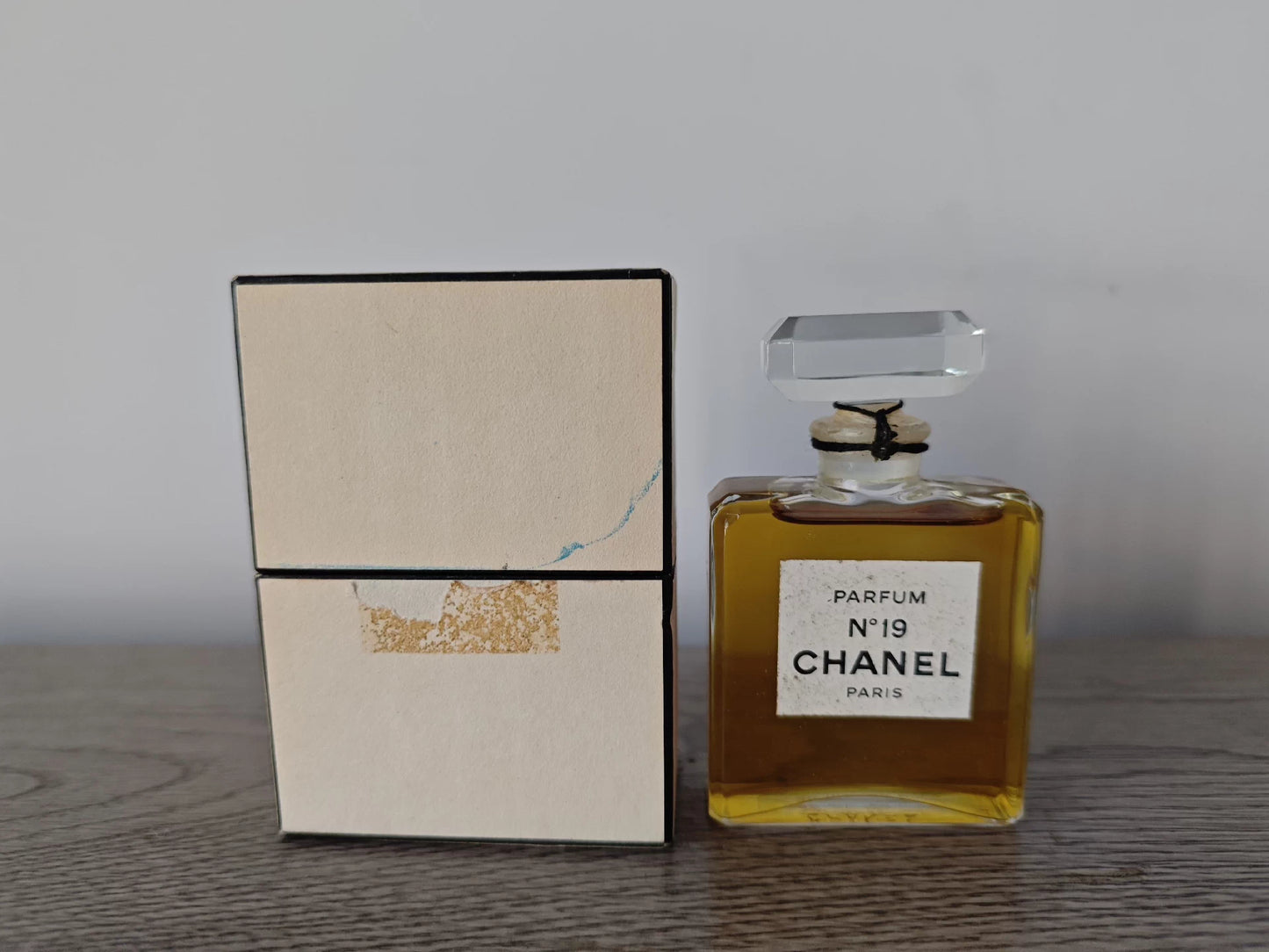 151025-56 Chanel No 19 Parfum Perfume 28ml 1 oz