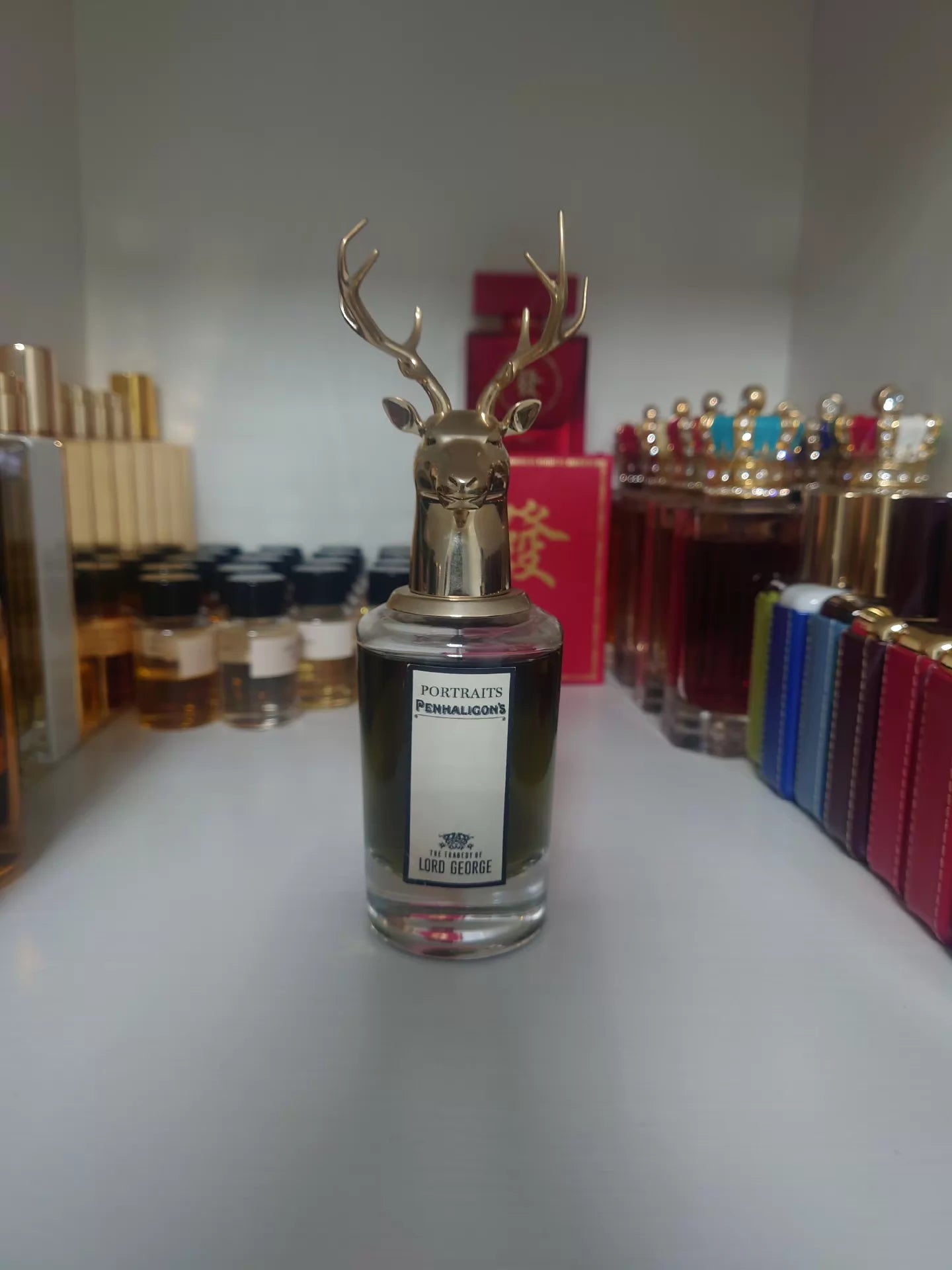 110826-61 Penhaligon Animal Head Perfume
