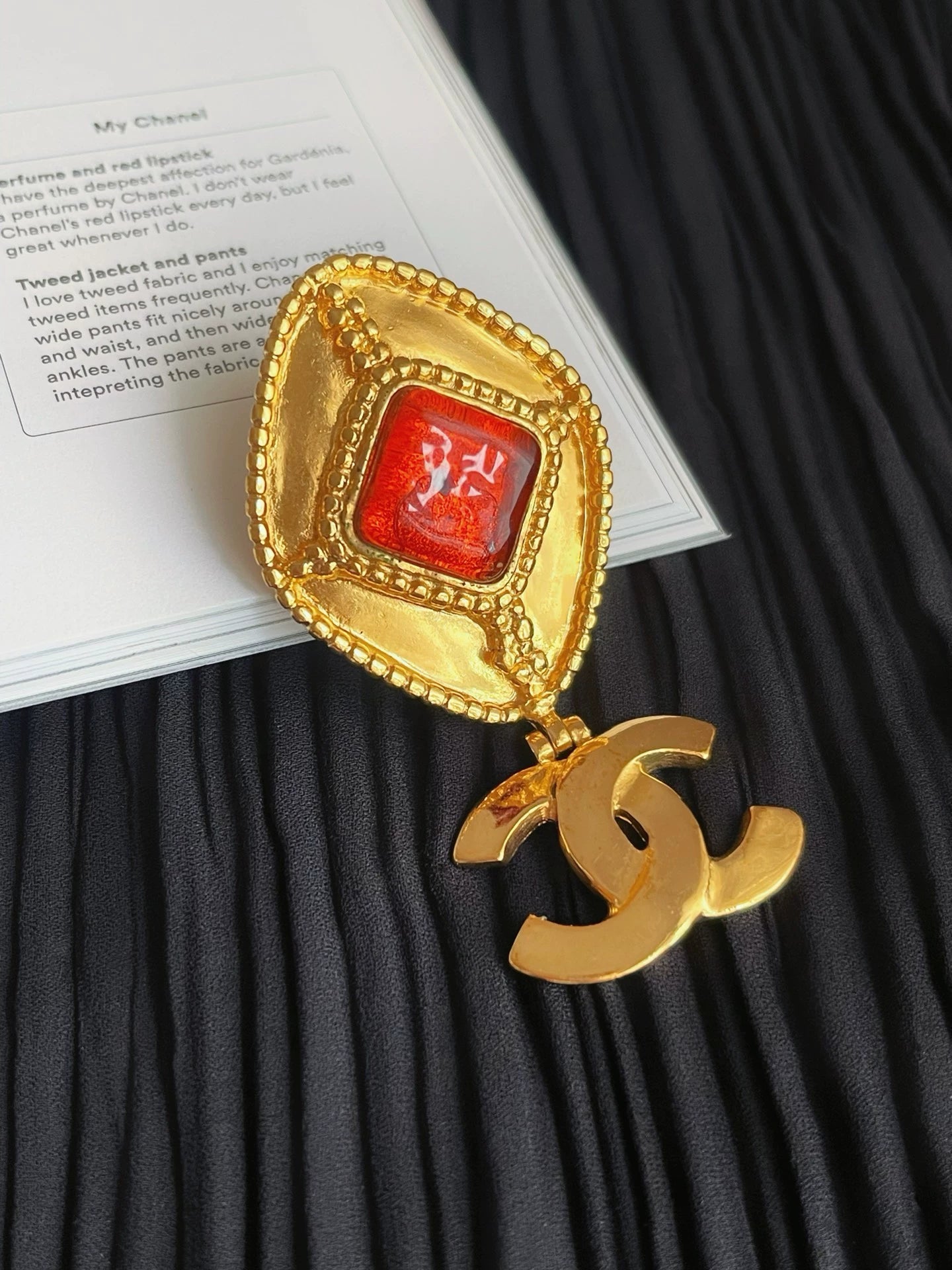 100625-42 Chanel CC gold tone earrings
