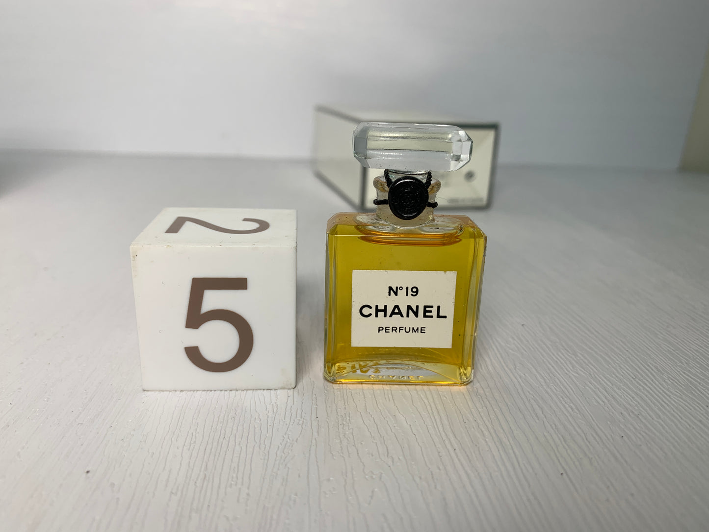 Authentic Discontinued Chanel 28ml No. 19 Paefum Perfume 70's to 90's Years - 28DEC22