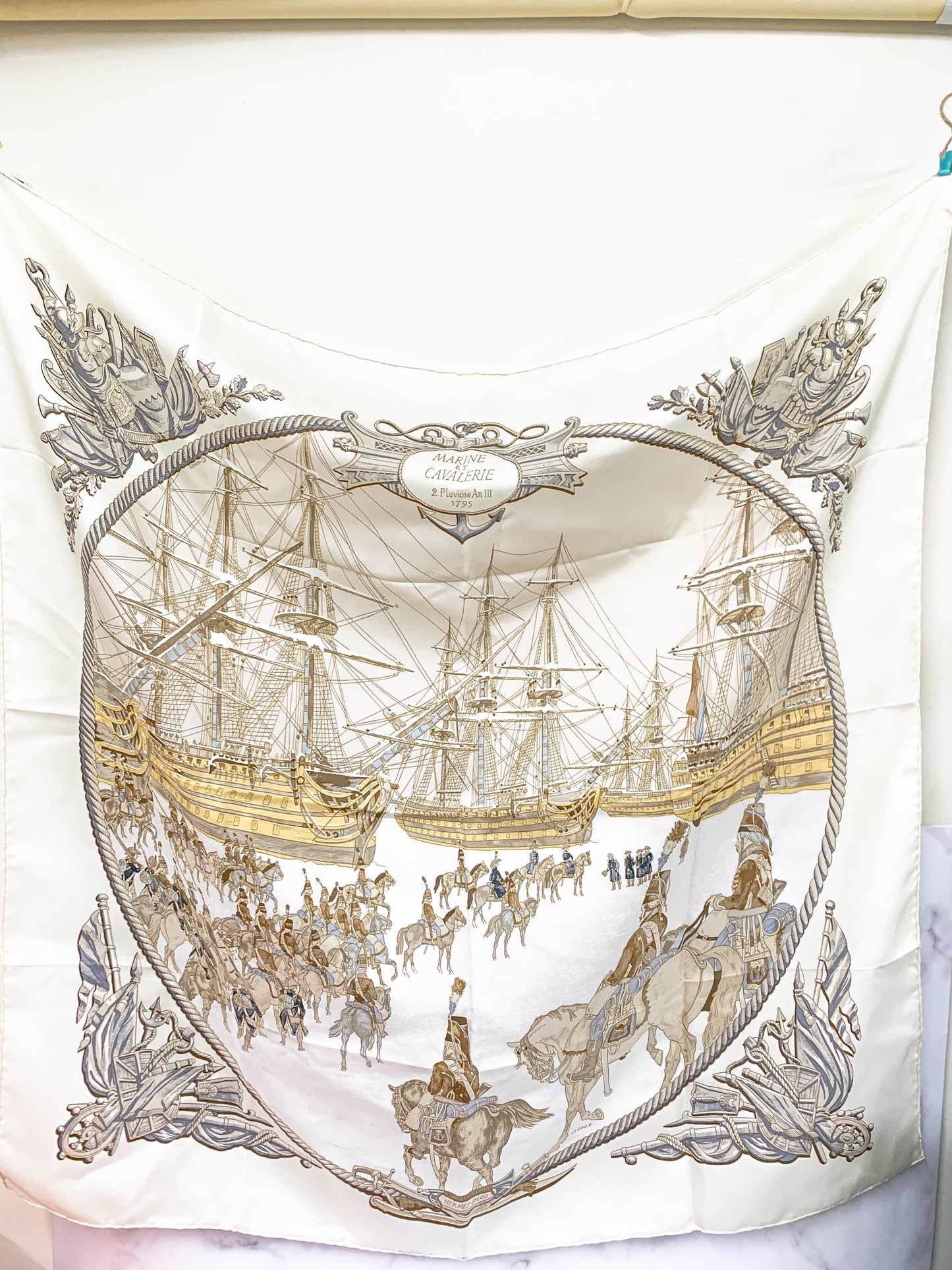 Rare Auth Hermes silk scarf white Horse 35" x 35" - 220224