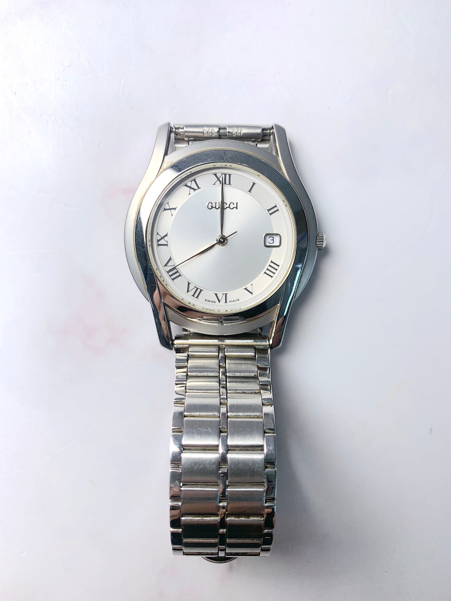 Men Gucci Silver tone Steel Quartz Watch - 180124 R