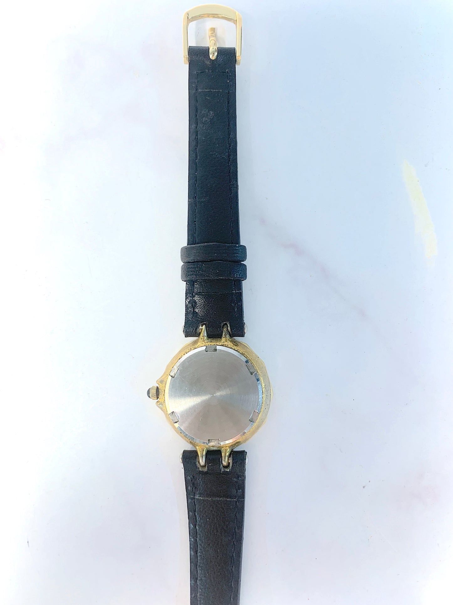 Women Dunhill Gold tone leather Quartz Watch - 240124 A