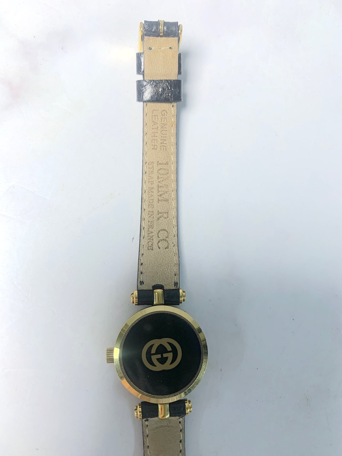 Women Gucci Gold tone leather Quartz Watch - 240124 B