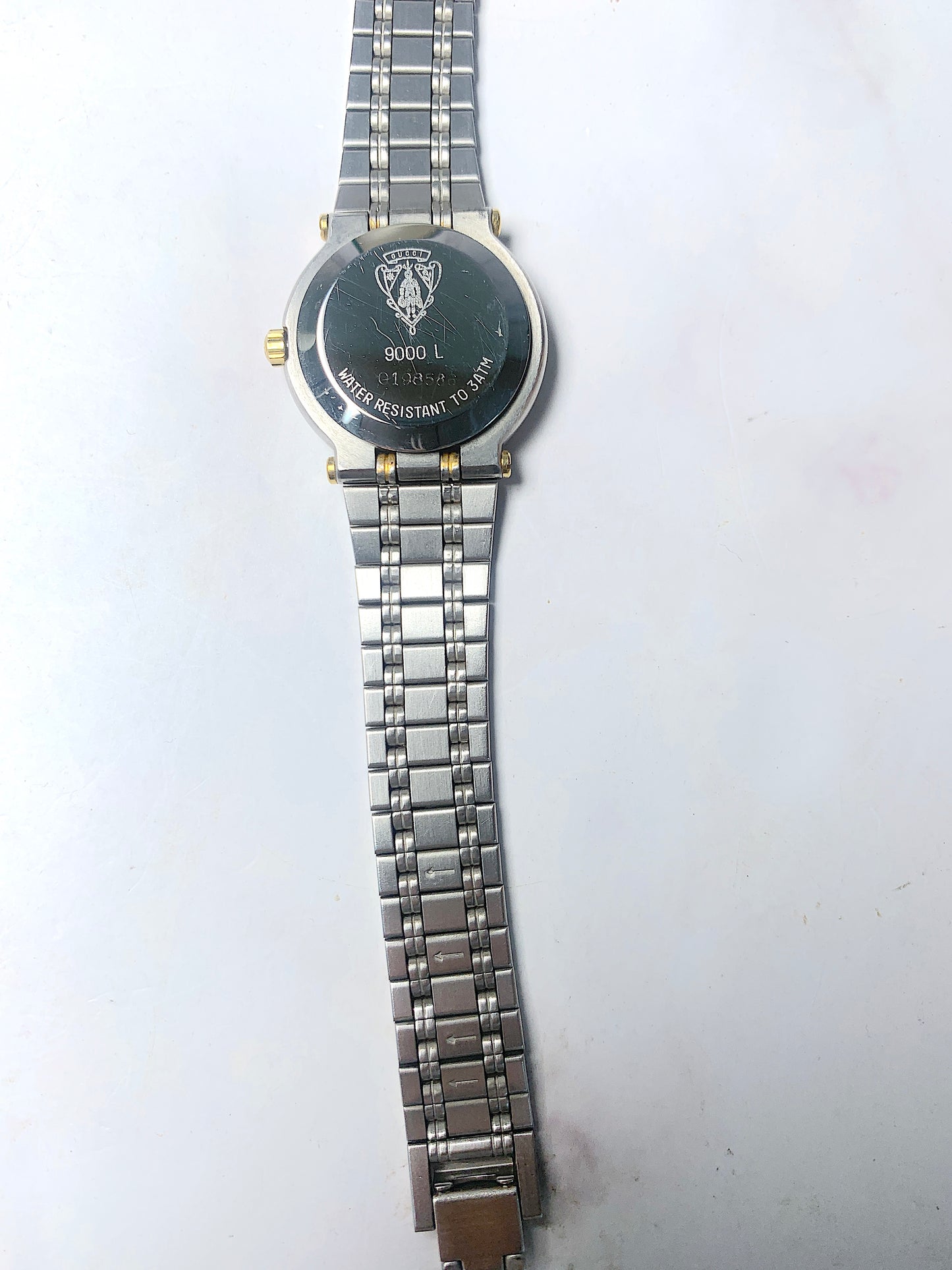 Women Gucci silver tone Quartz Watch - 240124 E