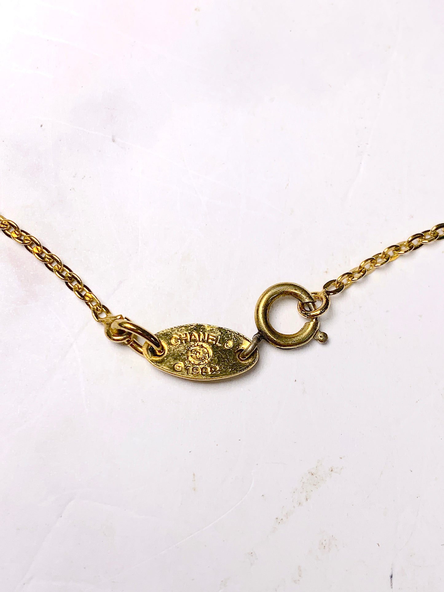 Rare vintage Chanel Gold tone necklace CC - 060224
