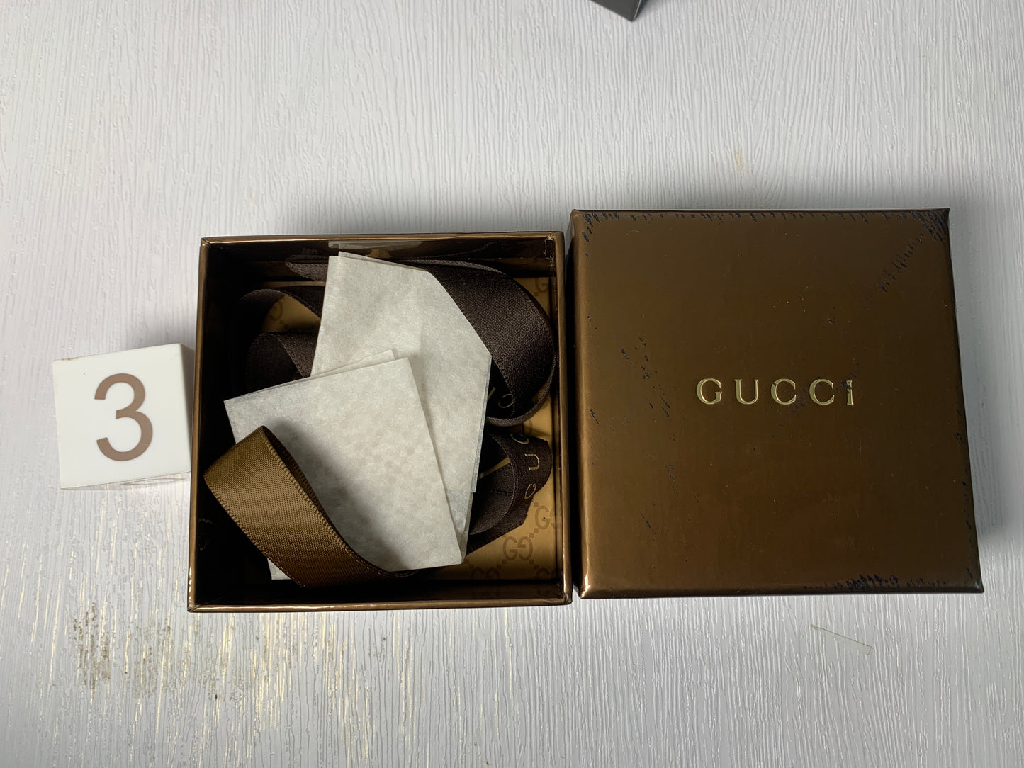 正品 Gucci 盒子禮物手錶錢包珠寶項鍊手鍊 - 28JAN1