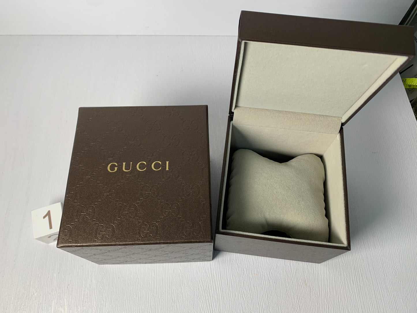 Auth Gucci large Box gift for watch wallet jewllery necklace shoes - 30JAN1
