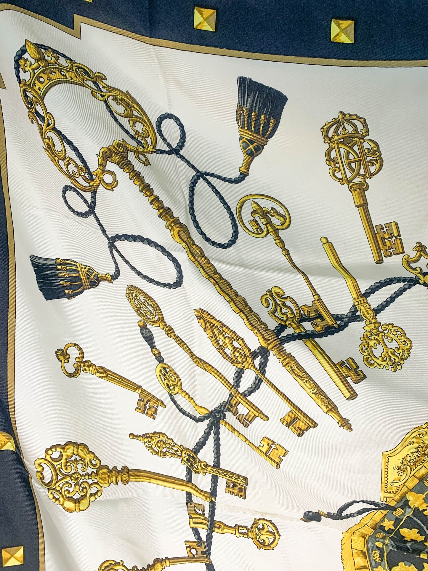 Rare Auth Hermes silk scarf key navy 35" x 35" - 220224