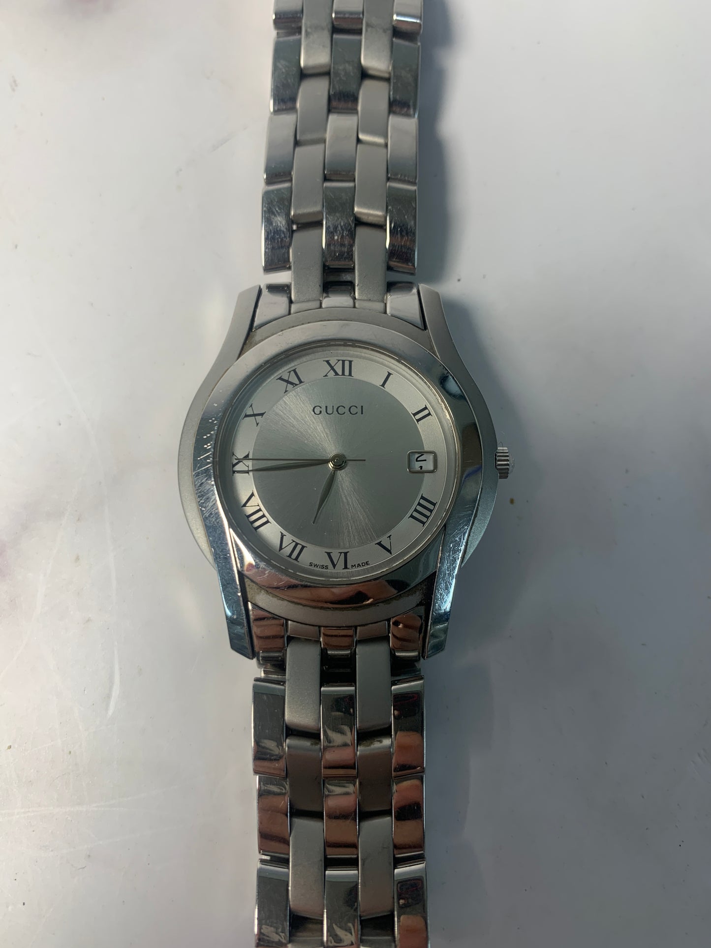 Rare men Gucci silver tone watch - 220224