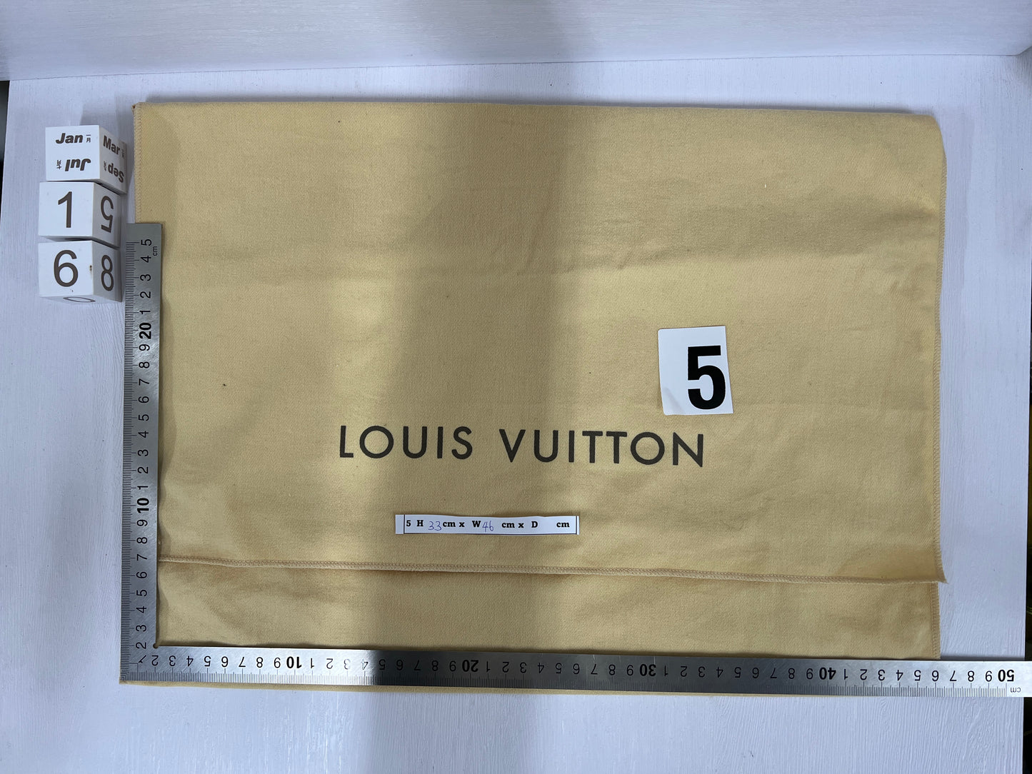 Louis Vuitton LV 防塵袋珠寶錢包袋手錶手提包 - 29JAN