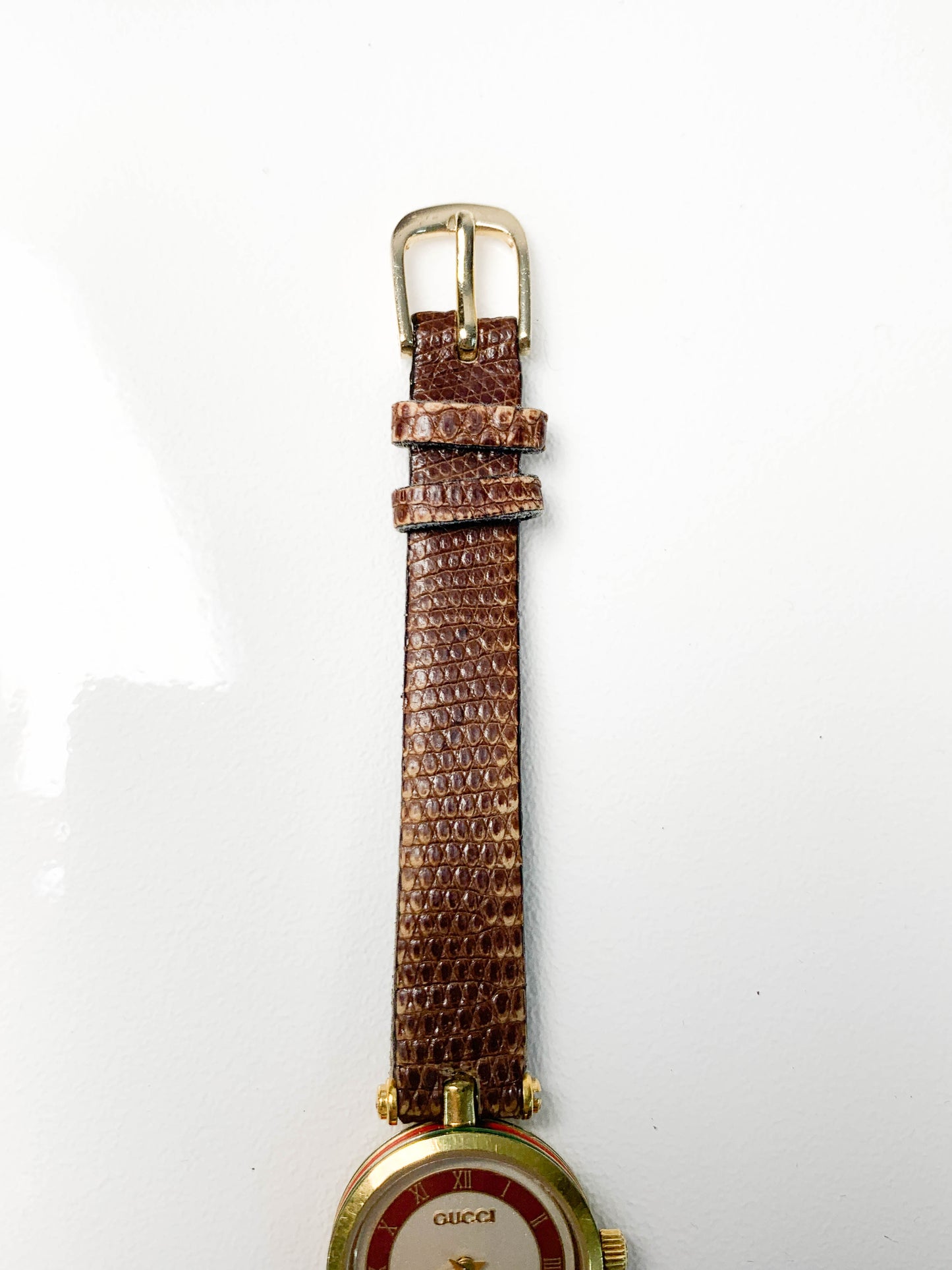 Rare Women Gucci Gold tone brown leather watch - 210224