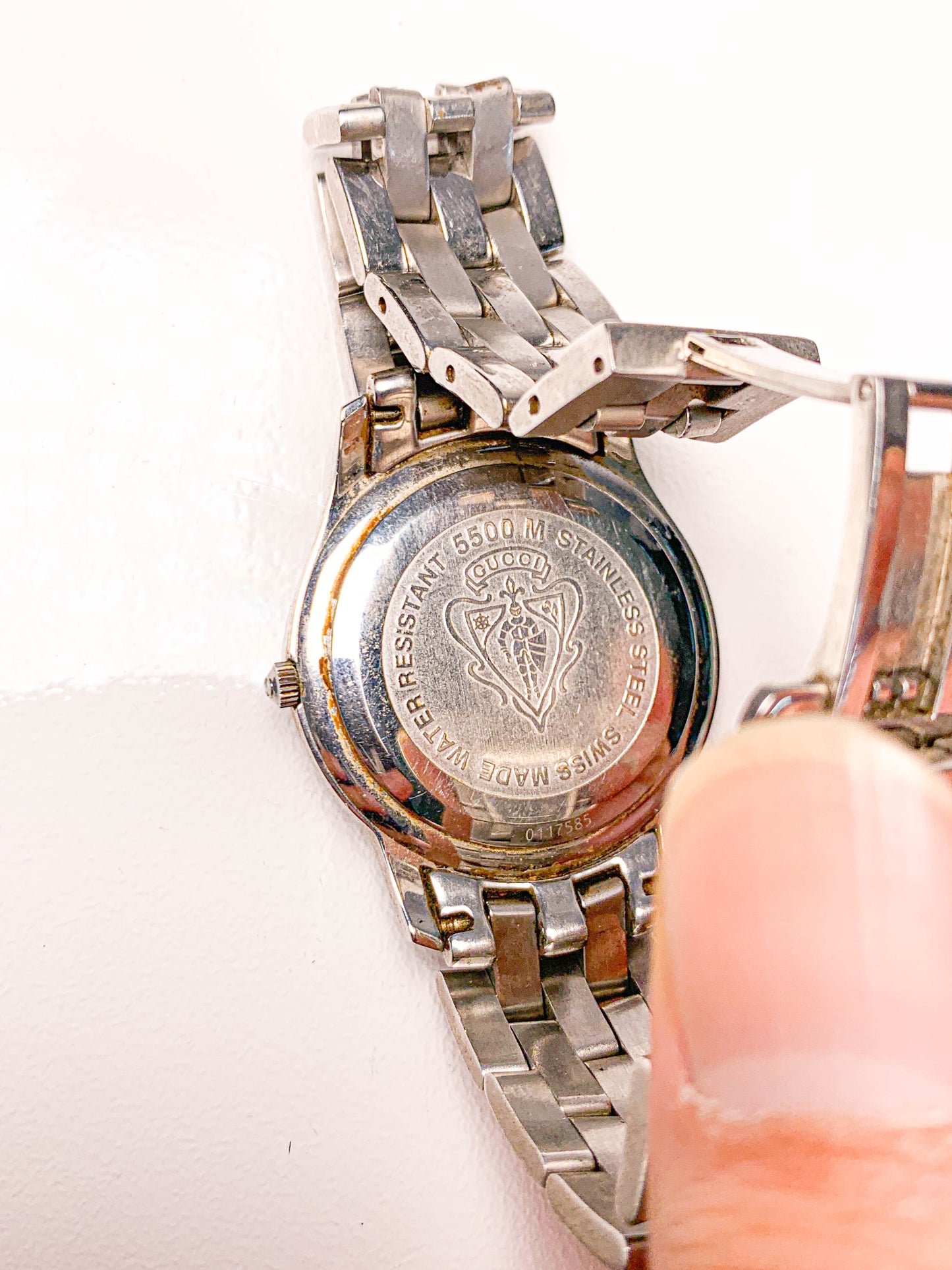 Rare Men Gucci Silver tone watch - 210224