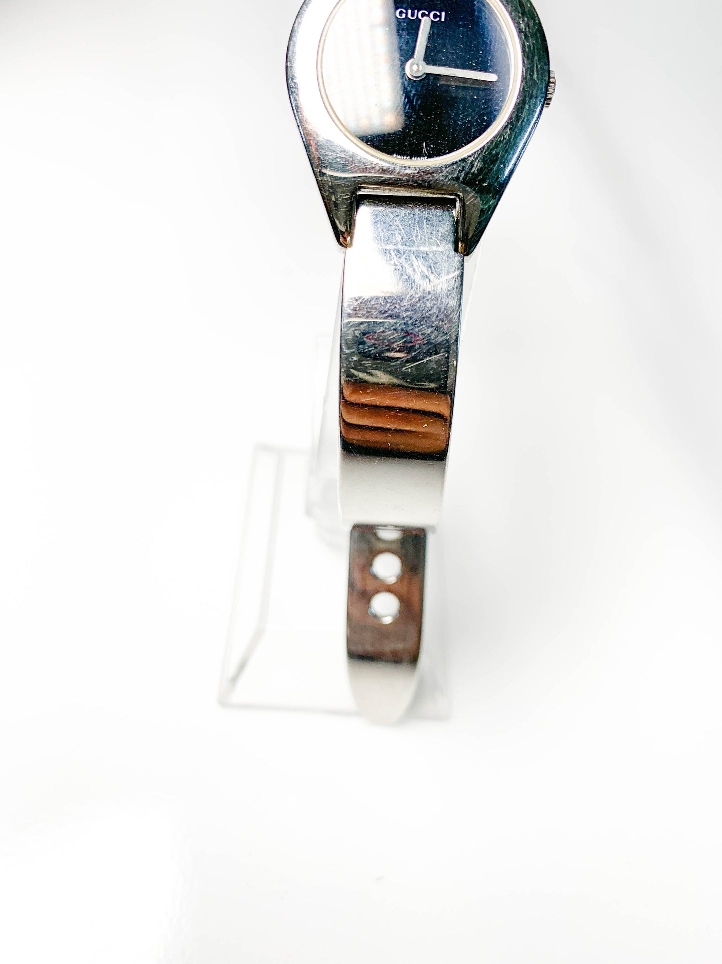 Rare Women Gucci Silver tone watch - 210224