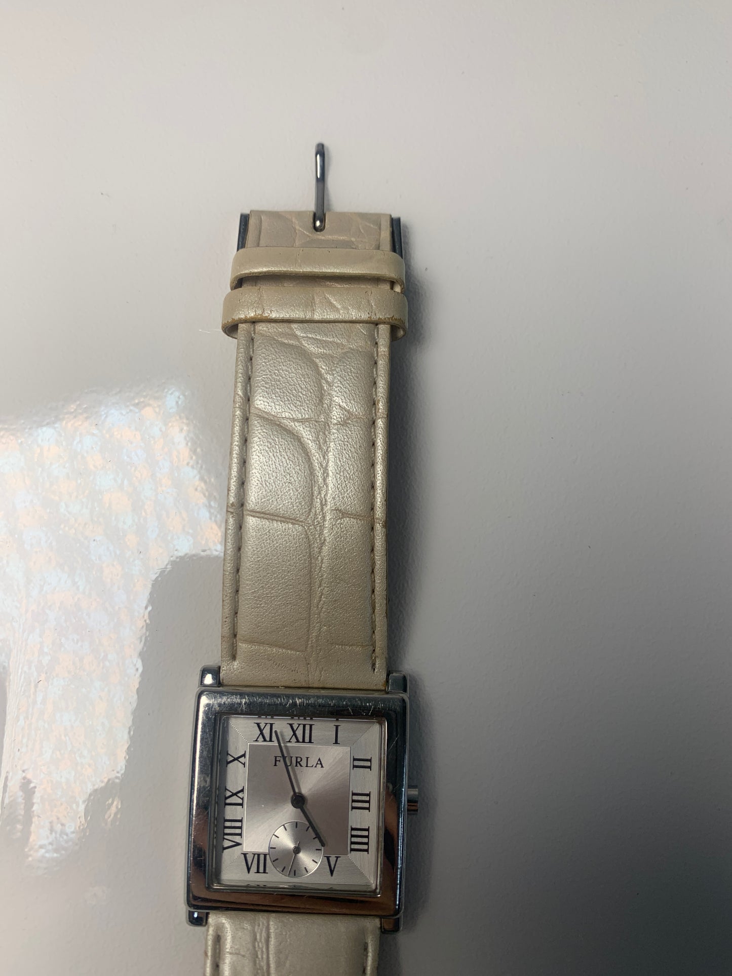 Rare Women Furla silver tone watch - 220224