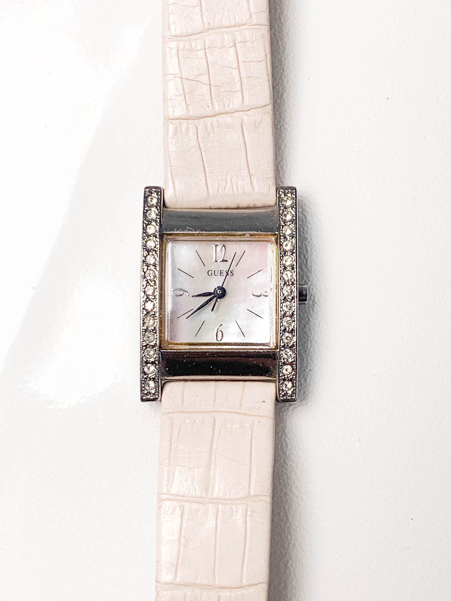 Rare Women Guess pink leather watch - 050324