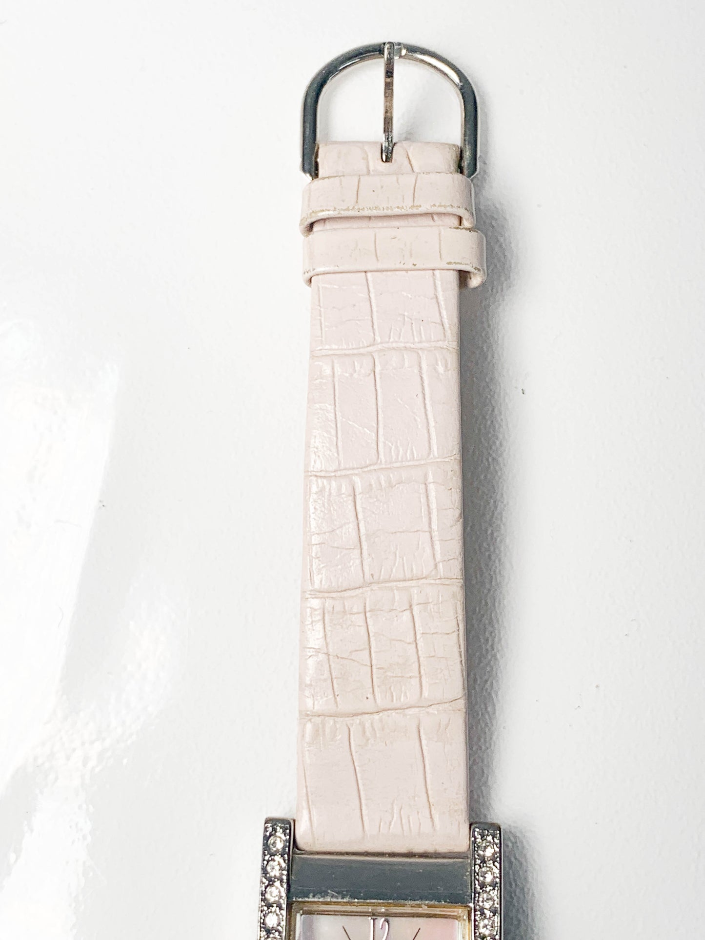 Rare Women Guess pink leather watch - 050324