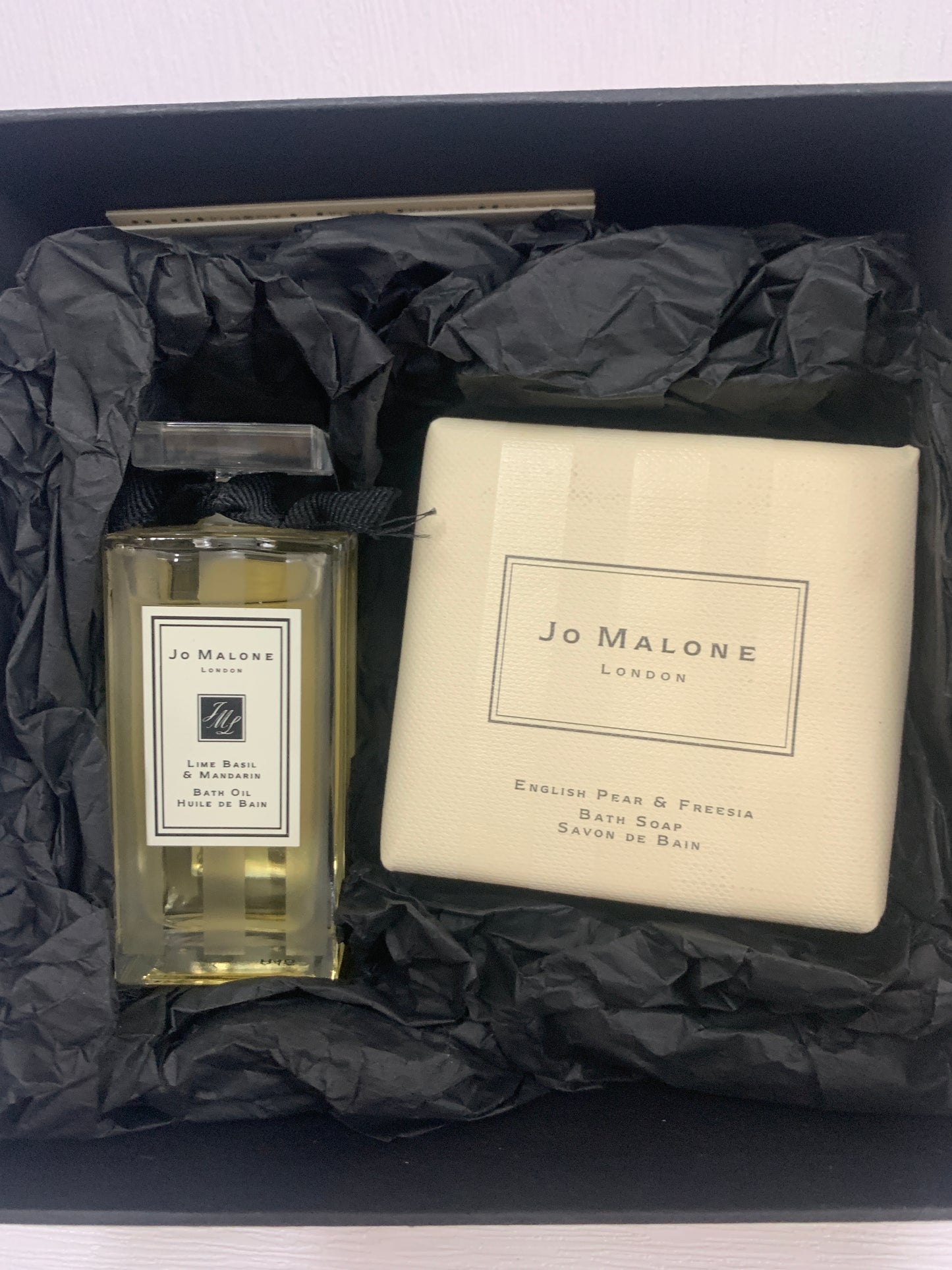 JO Malone London Bath Soap Savon de Bain 青檸羅勒 30ml 1 - OCT21